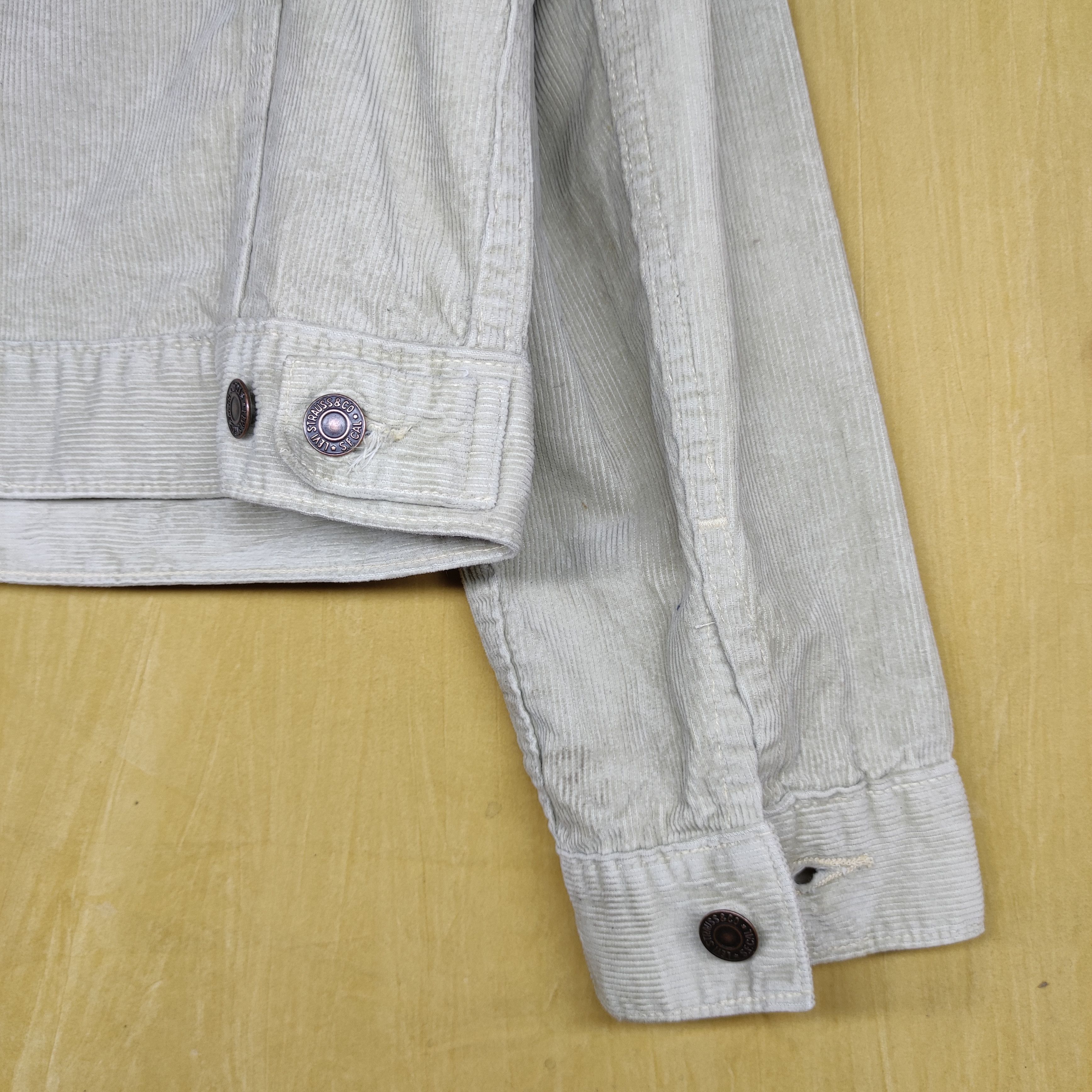 Levi's Vintage 60’s LEVI’S Big E SlimFit Trucker corduroy Size US M / EU 48-50 / 2 - 6 Thumbnail