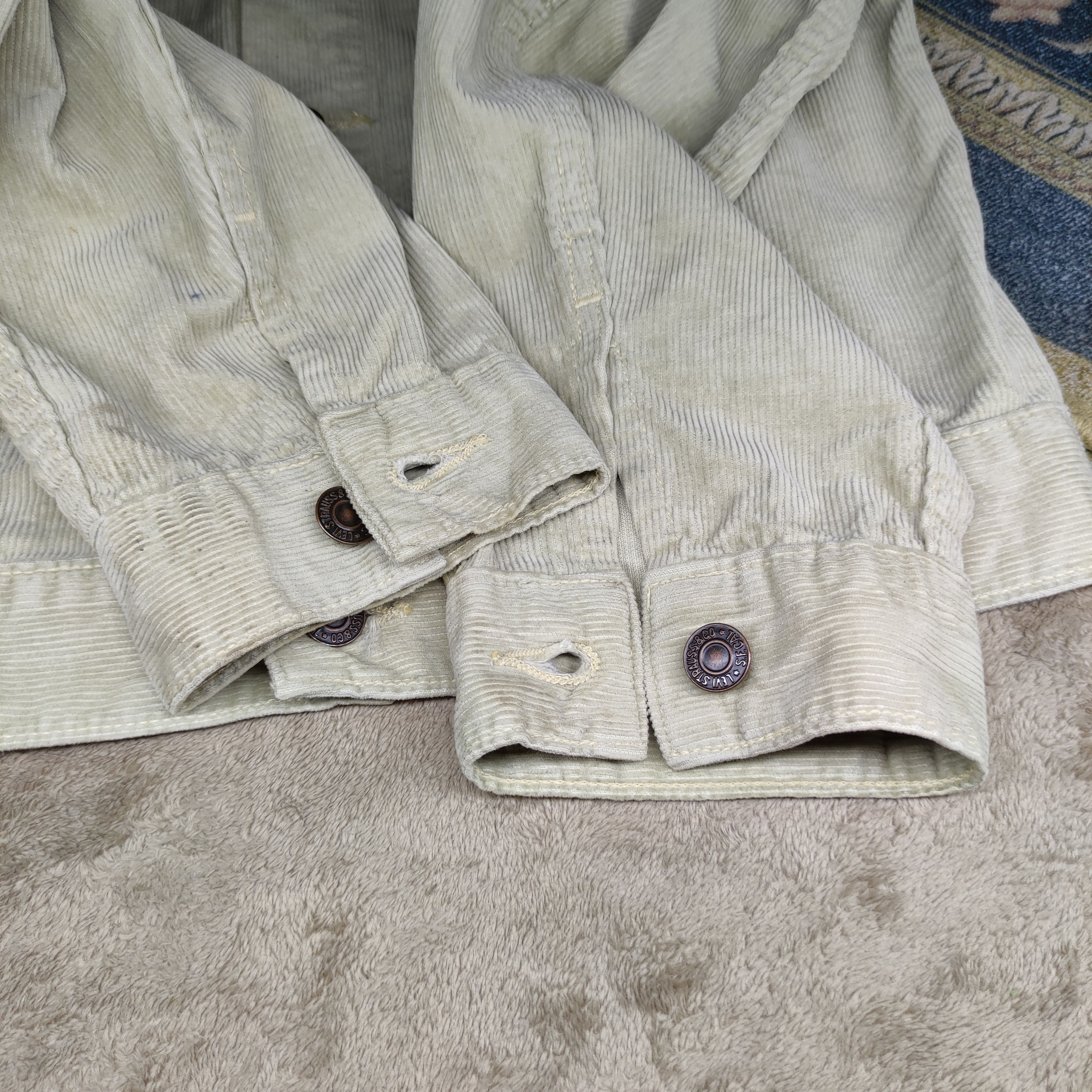 Levi's Vintage 60’s LEVI’S Big E SlimFit Trucker corduroy Size US M / EU 48-50 / 2 - 12 Thumbnail