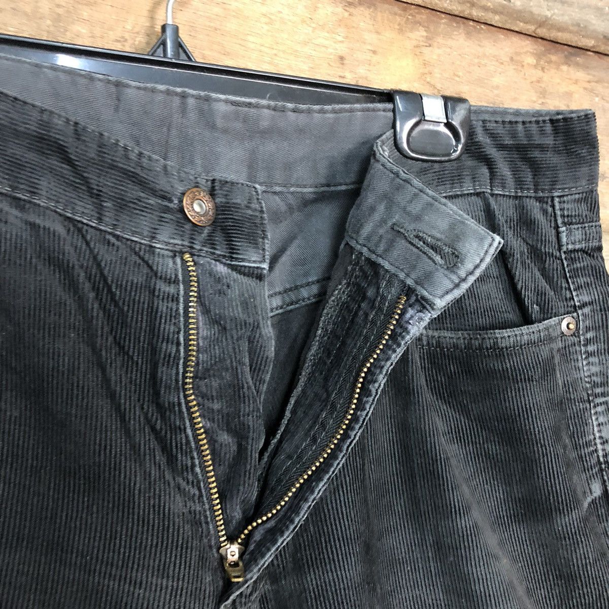 Uniqlo Uniqlo Corduroy vintage Black Denim Pants #c949 Size US 32 / EU 48 - 6 Thumbnail