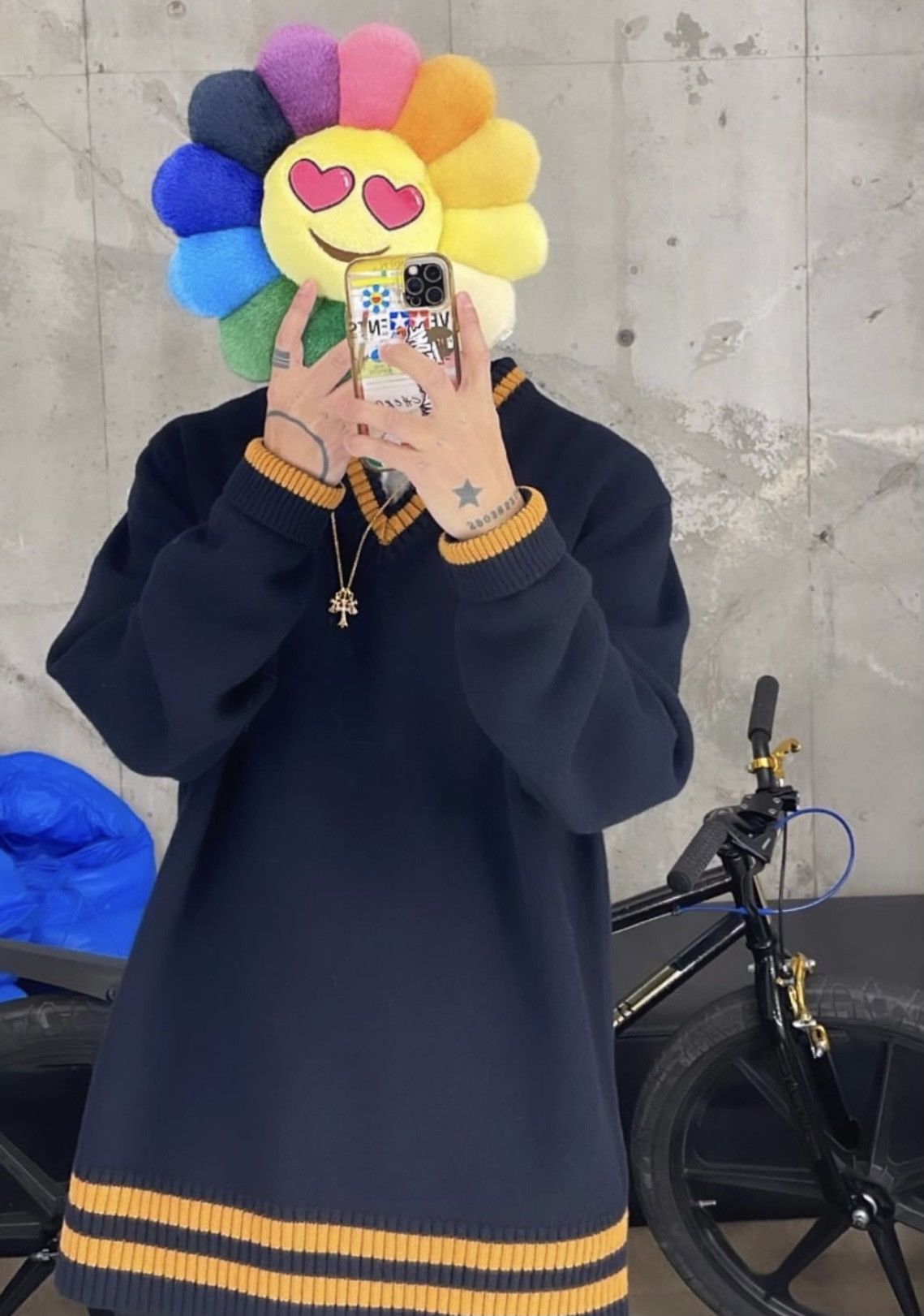 Takashi Murakami Takashi Murakami Emoji Plush Pillow Size ONE SIZE - 6 Thumbnail