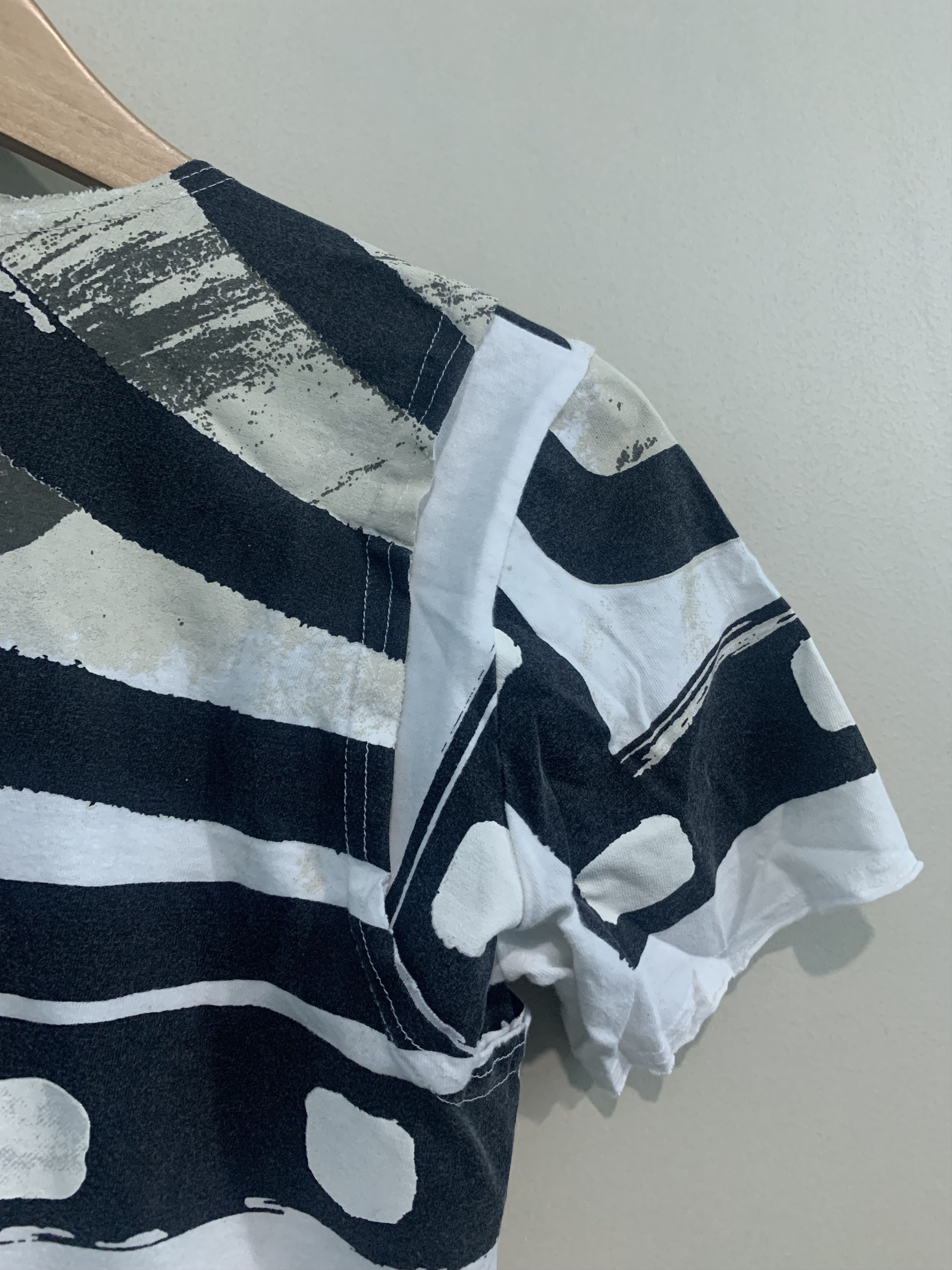 Comme des Garcons × Japanese Brand Comme Des Garçons Women Art Classic Tee Size S / US 4 / IT 40 - 11 Thumbnail