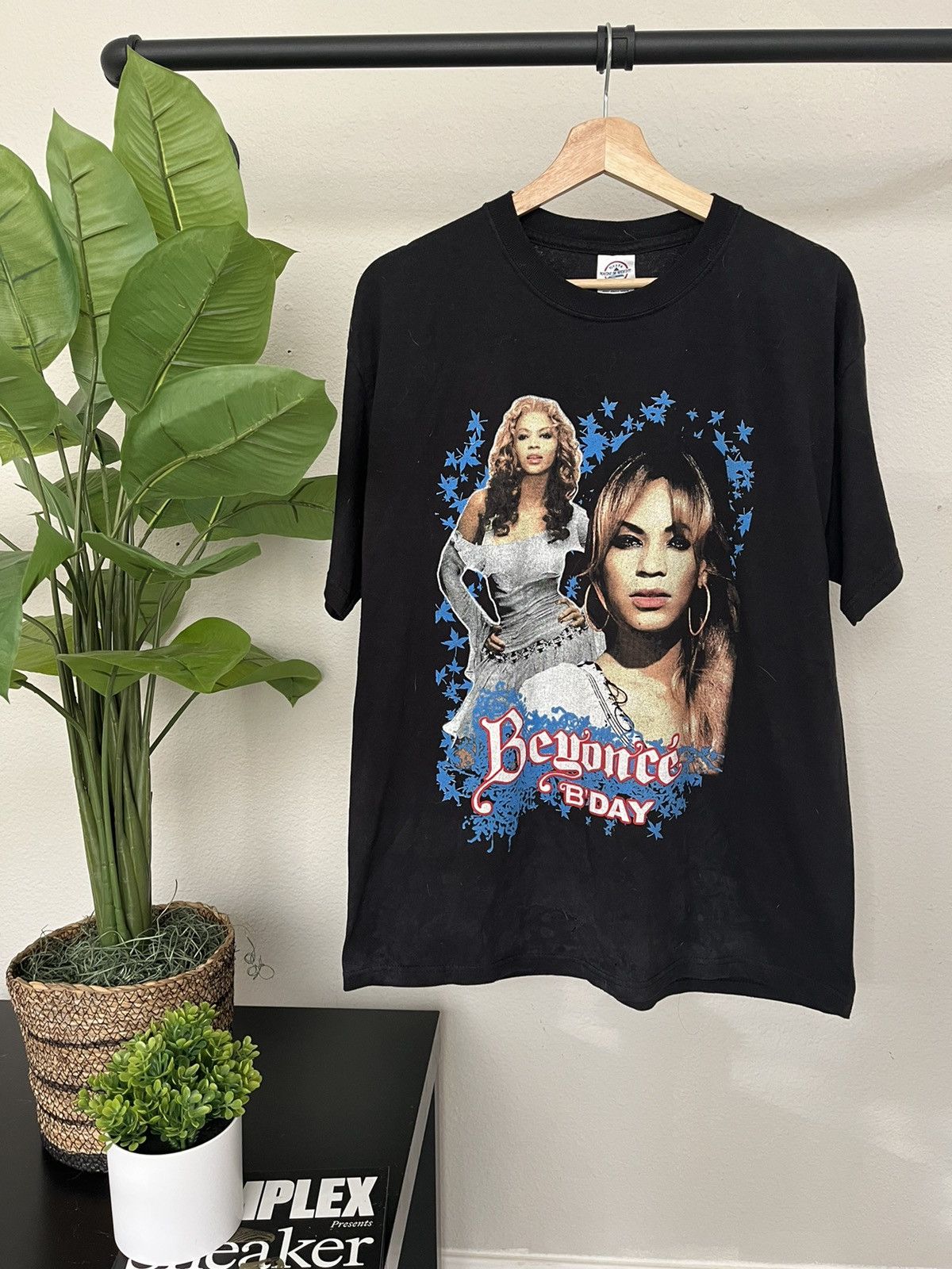 Band Tees × Rap Tees × Vintage Vintage Beyoncé Tour Band Tee Rap Tee T ...