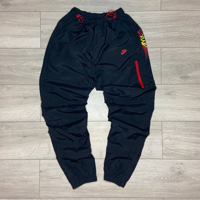 Nike Vintage Nike Air Max 95 Drill Nylon Track Pants GorpCore | Grailed