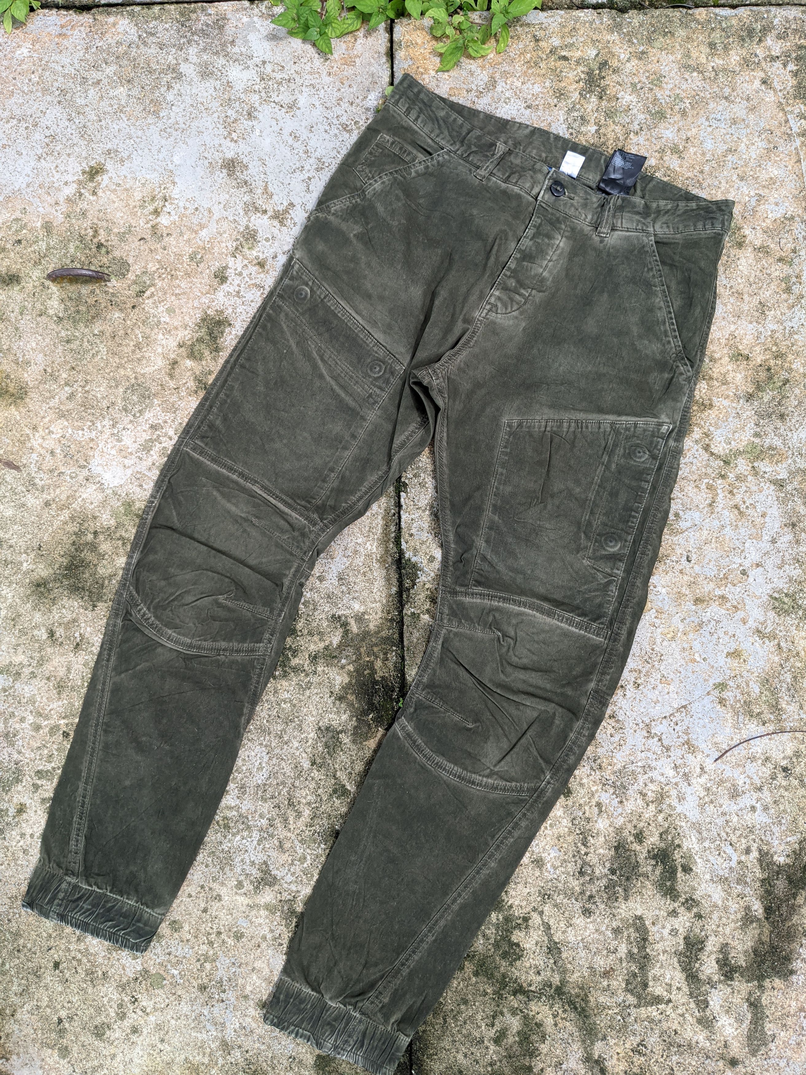 Japanese Brand ⚡️Steals⚡️ Japanese Brand SECC55 Cargo Joggers Size US 33 - 1 Thumbnail