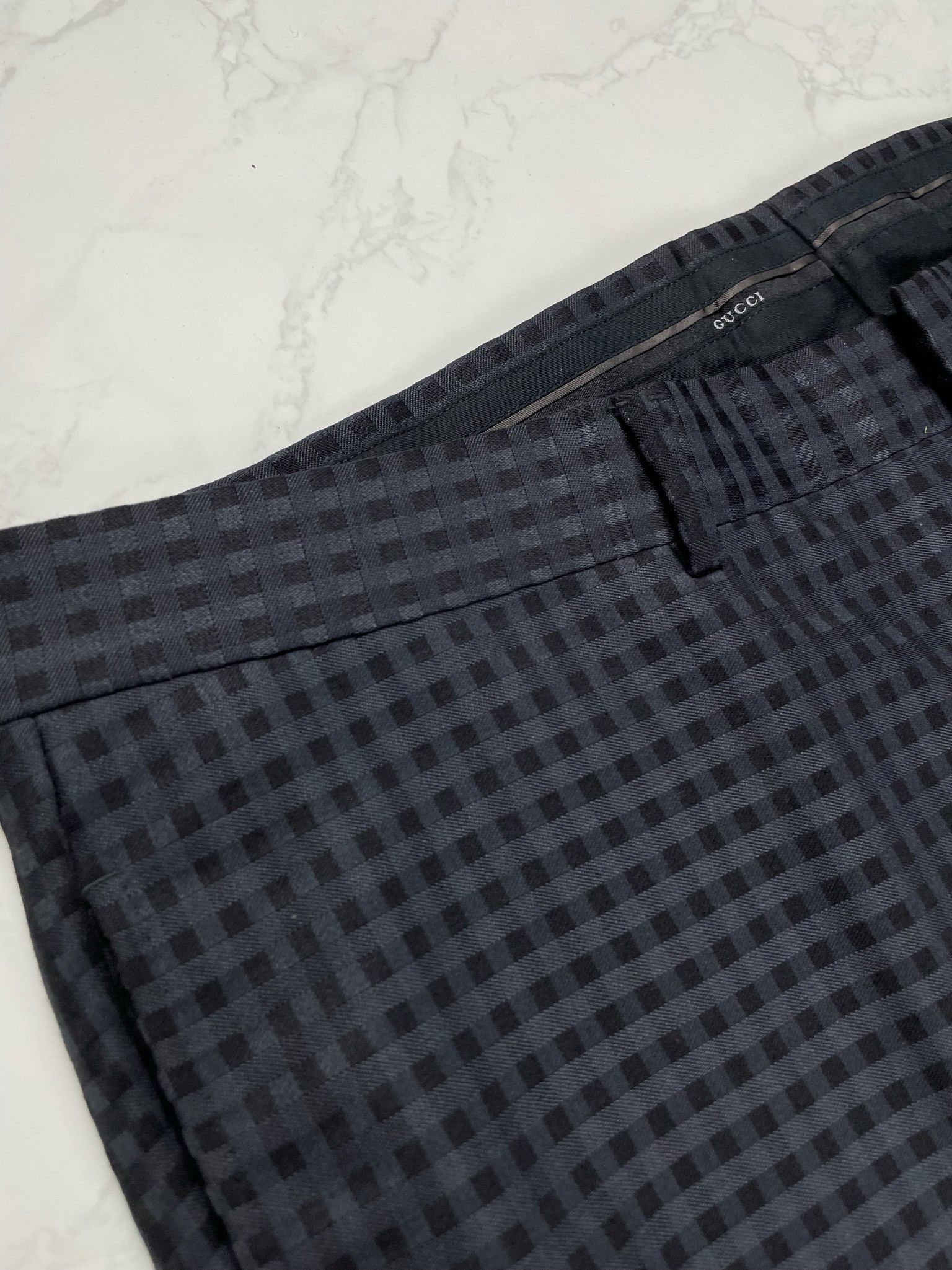 Gucci 🔥75% OFF🔥 [SALE] Gucci Black Plaid Rayon Cropped Pants Size US 38 / EU 54 - 8 Thumbnail