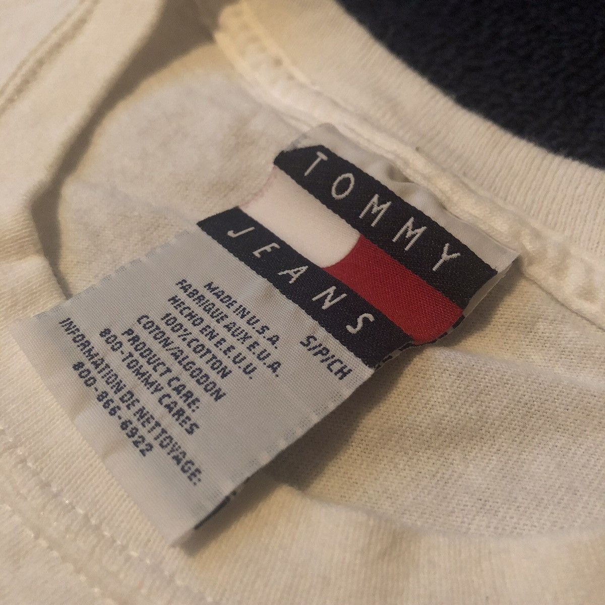 Tommy Hilfiger Vintage 90s Y2K Tommy Jeans 85 Authentic Hilfiger Logo Tee Size US S / EU 44-46 / 1 - 3 Thumbnail