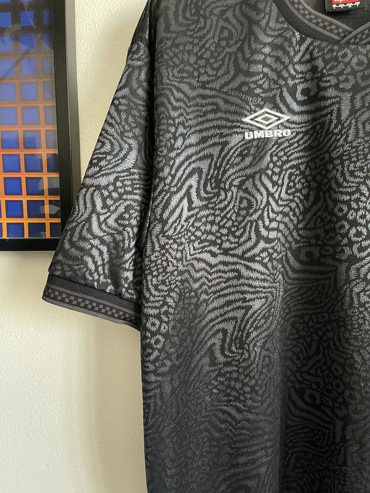 Supreme × Umbro Supreme x Umbro Jacquard Animal Print Jersey - Black Size US L / EU 52-54 / 3 - 4 Thumbnail