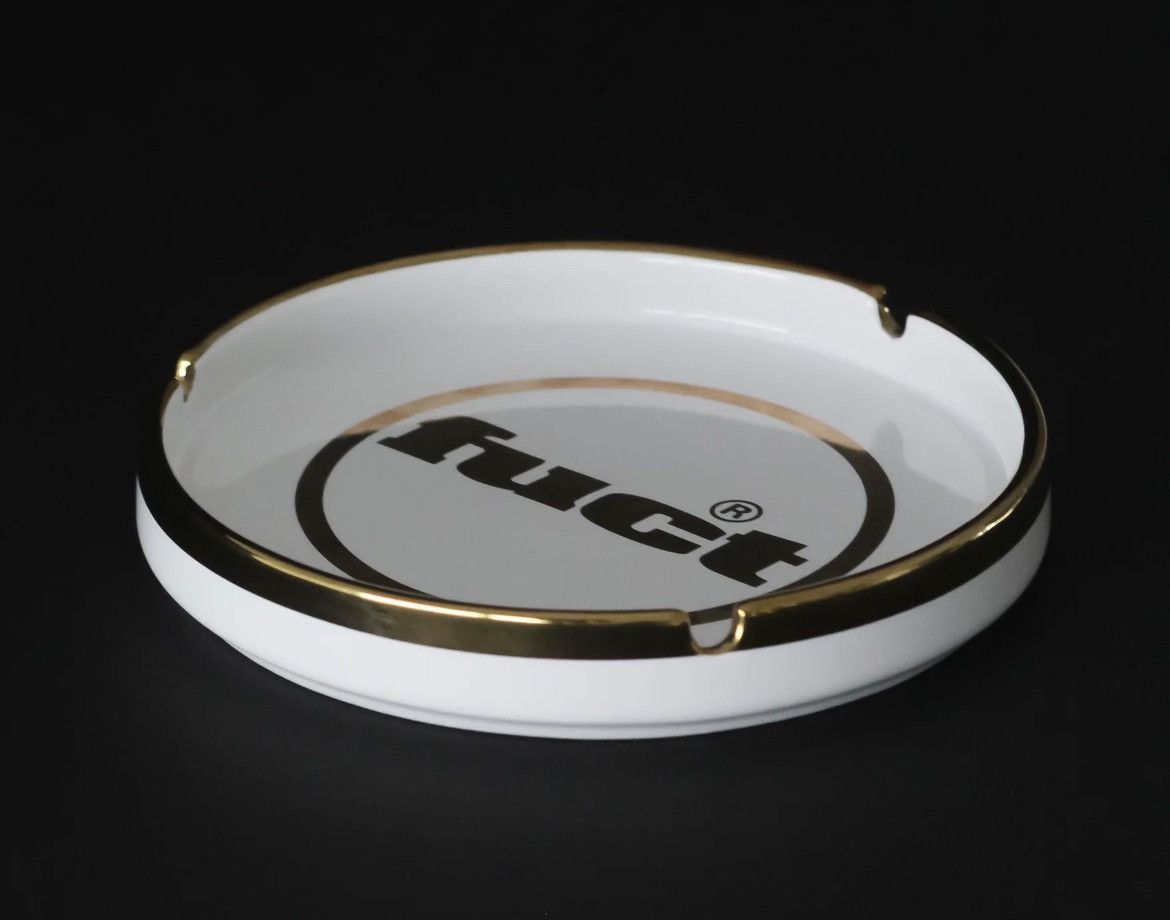 FUCT LARGE CIRCULAR FUCT OG LOGO CERAMIC ASH TRAY IN GOLD & WHITE Size ONE SIZE - 5 Thumbnail