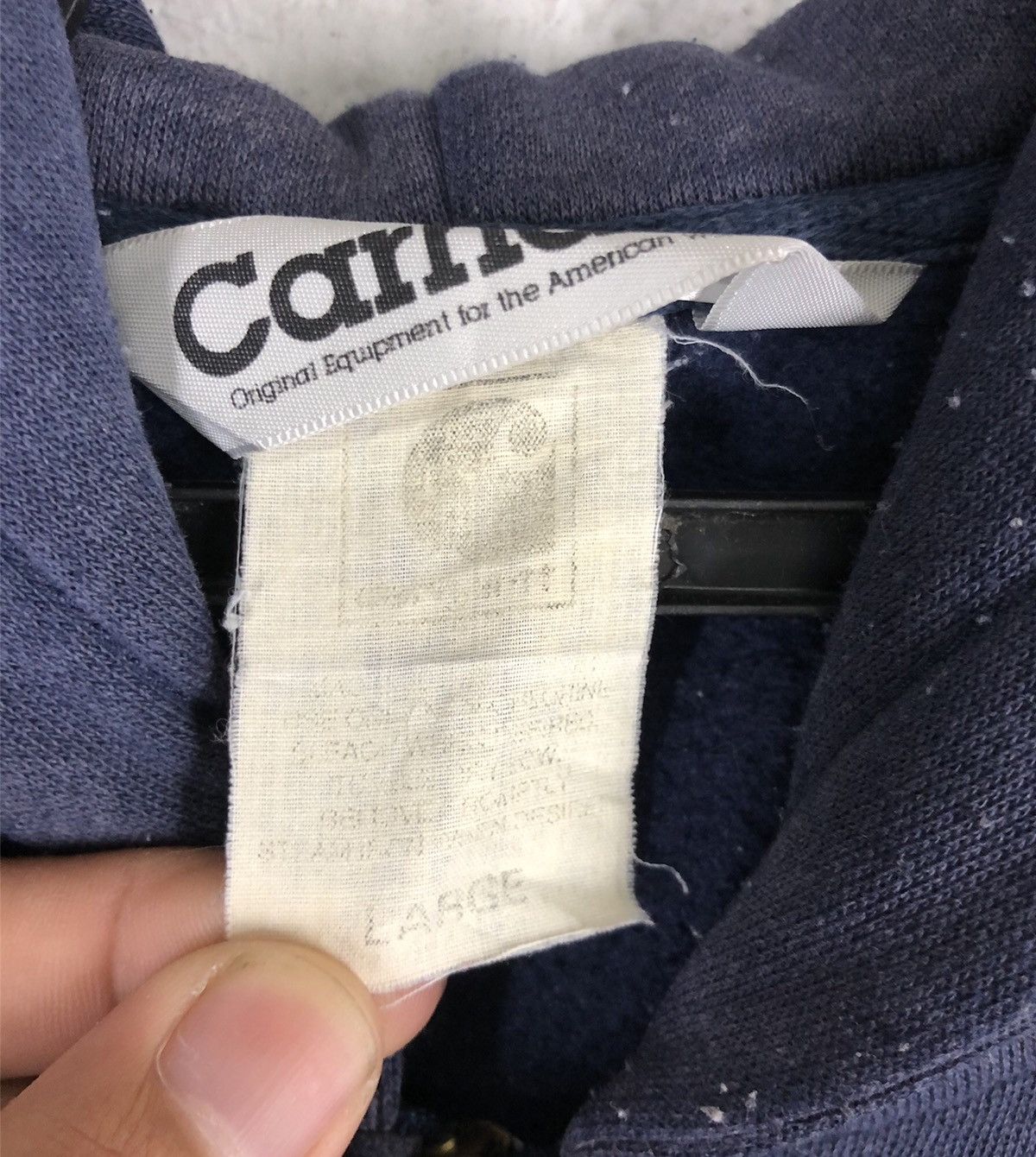Carhartt × Vintage Vintage Carhartt Navy Blue Sun Faded Zip Hoodie Jacket cw21 Size US L / EU 52-54 / 3 - 9 Thumbnail