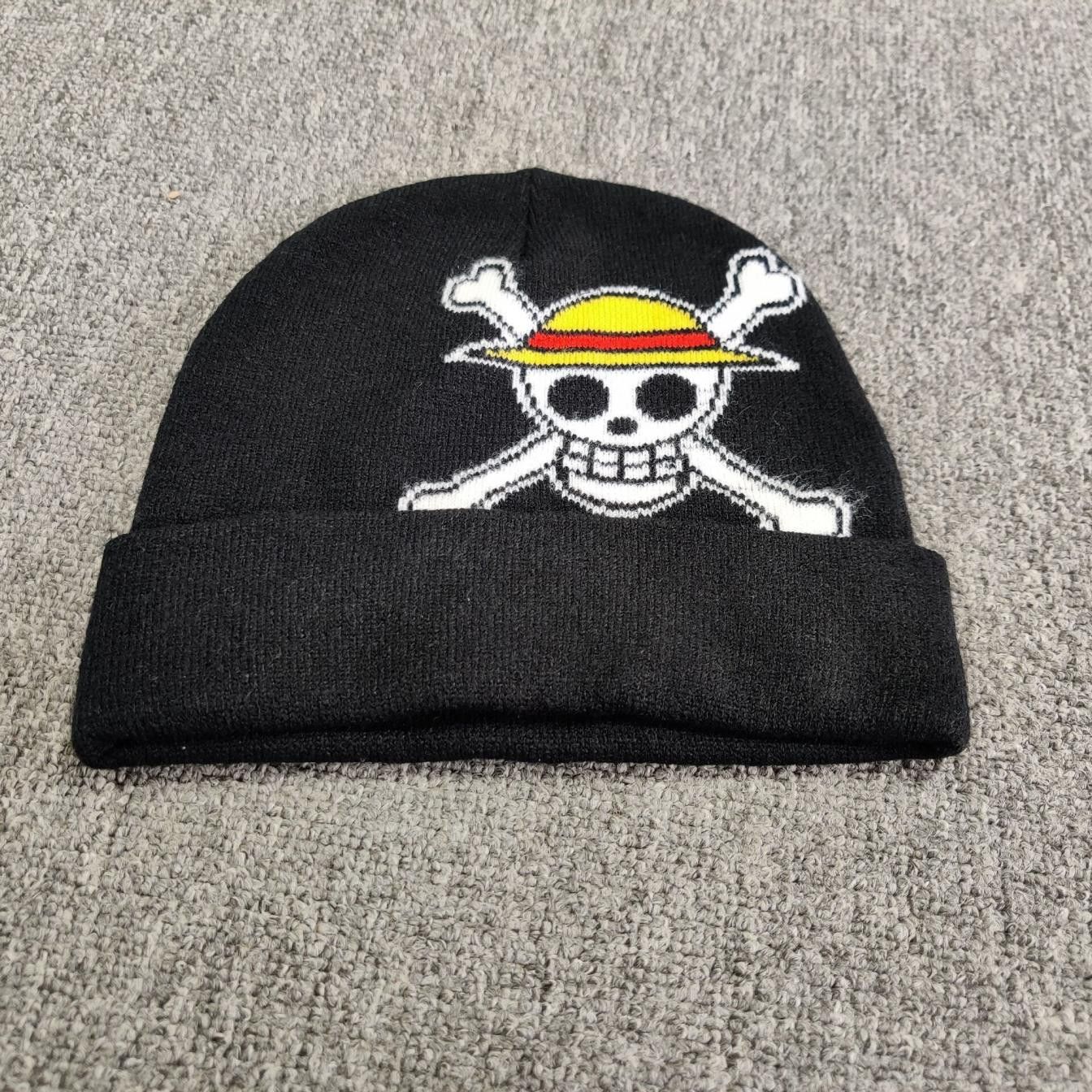 Anime One Piece Jolly Roger Logo Beanie Hat Black Size ONE SIZE - 1 Thumbnail