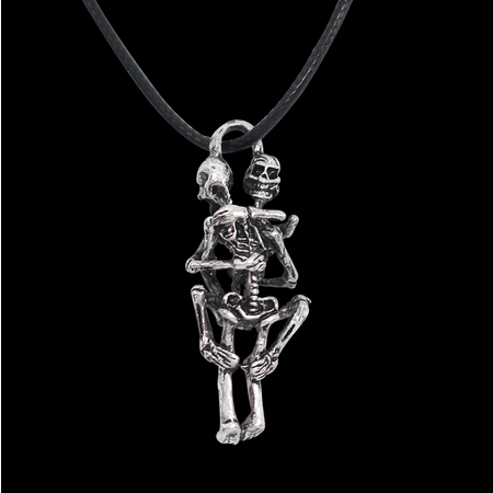 Jewelry Vintage Punk Skull Hug Pendant Necklace Size ONE SIZE - 1 Thumbnail