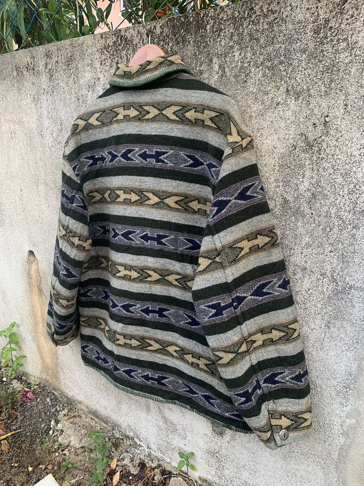 Benetton Vintage Benetton Native / Aztec button jacket Wool Size US XL / EU 56 / 4 - 6 Thumbnail
