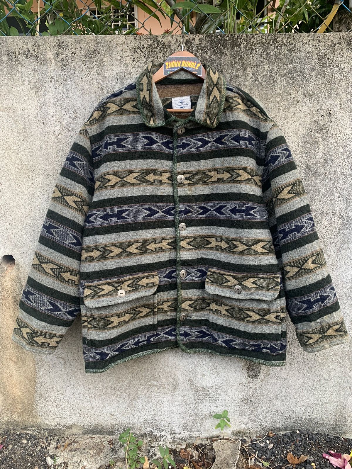 Benetton Vintage Benetton Native / Aztec button jacket Wool Size US XL / EU 56 / 4 - 1 Thumbnail
