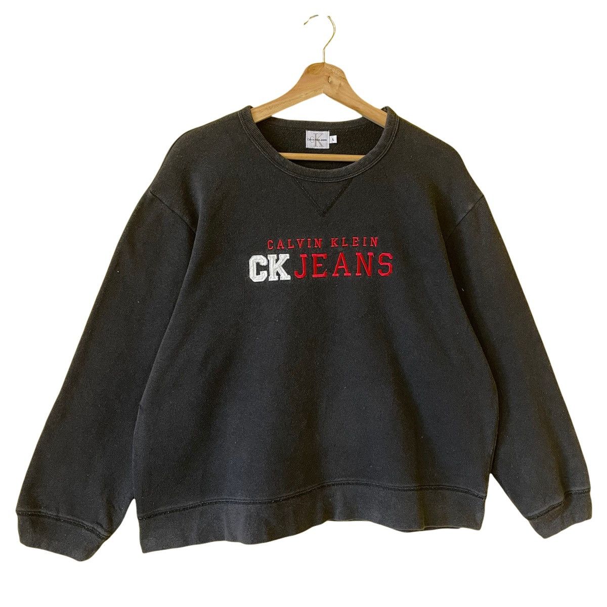 Calvin Klein 90s Calvin Klein Embroidered Big Logo Sweatshirt Oversize M Size US M / EU 48-50 / 2 - 2 Thumbnail