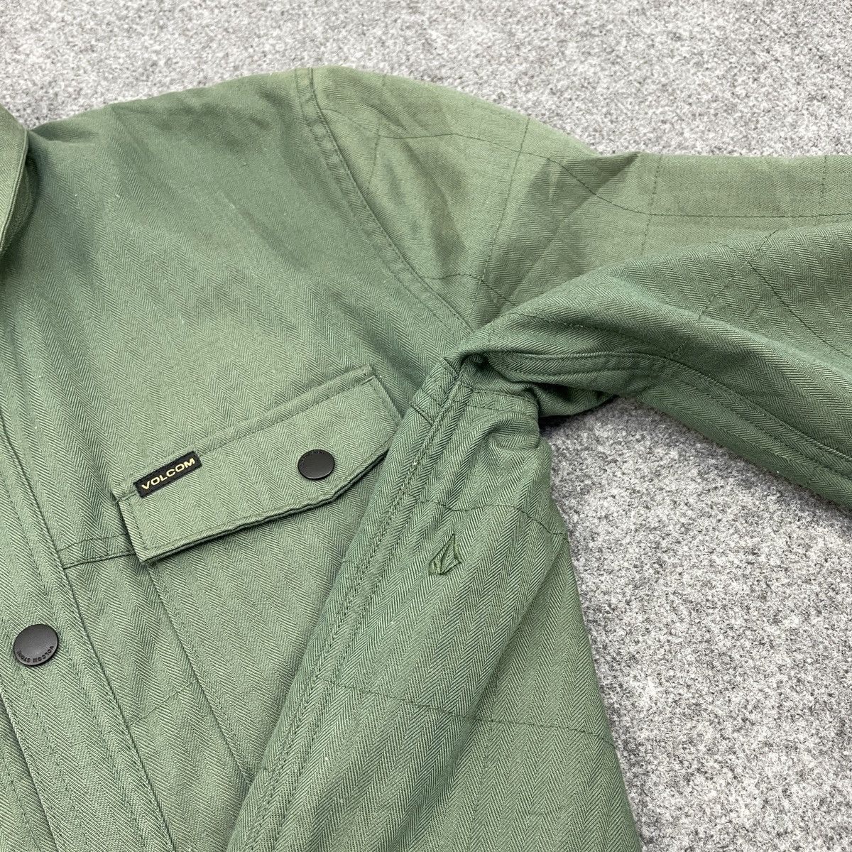 Vintage × Volcom Vintage Volcom Button Up Light Jacket Size US S / EU 44-46 / 1 - 7 Thumbnail
