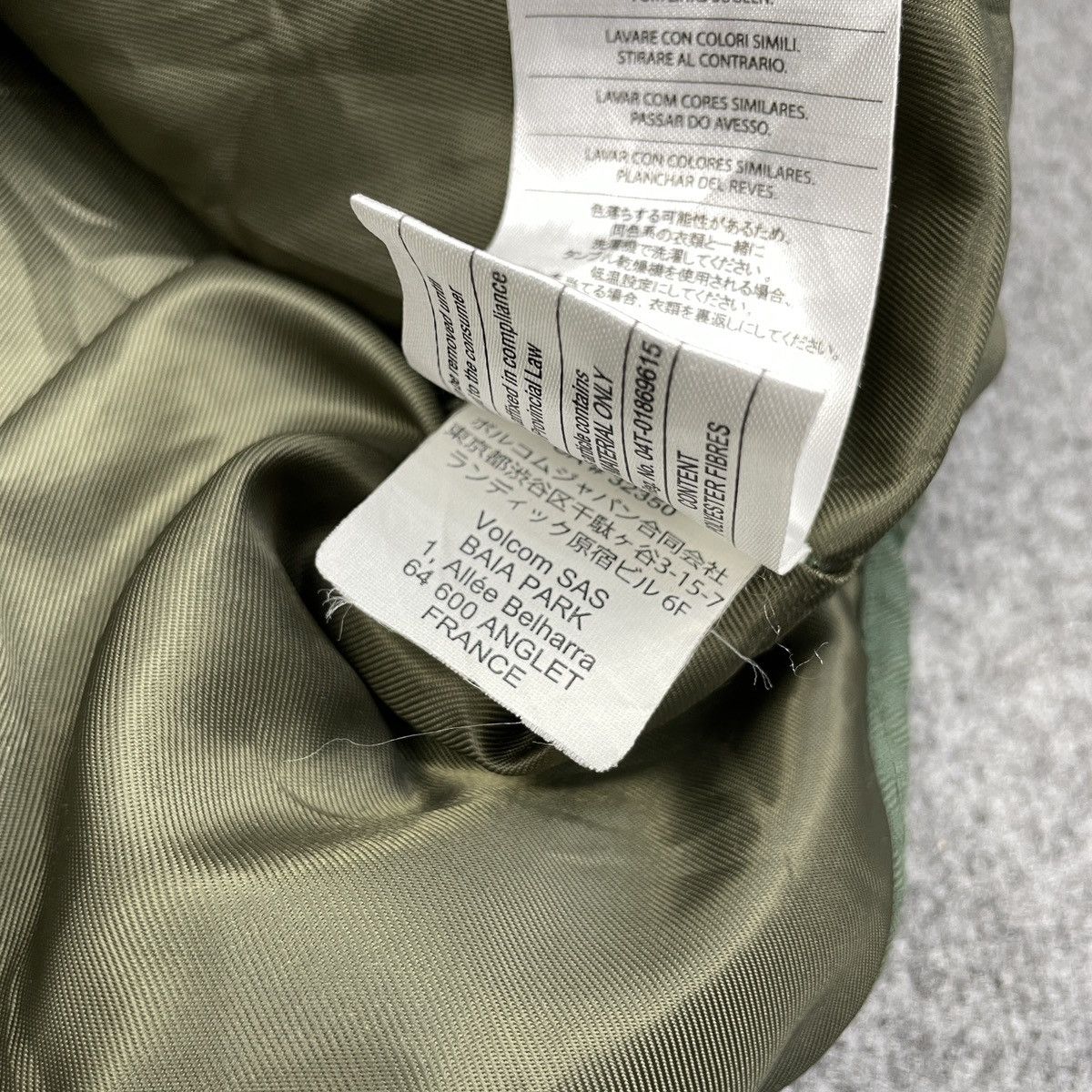 Vintage × Volcom Vintage Volcom Button Up Light Jacket Size US S / EU 44-46 / 1 - 13 Thumbnail