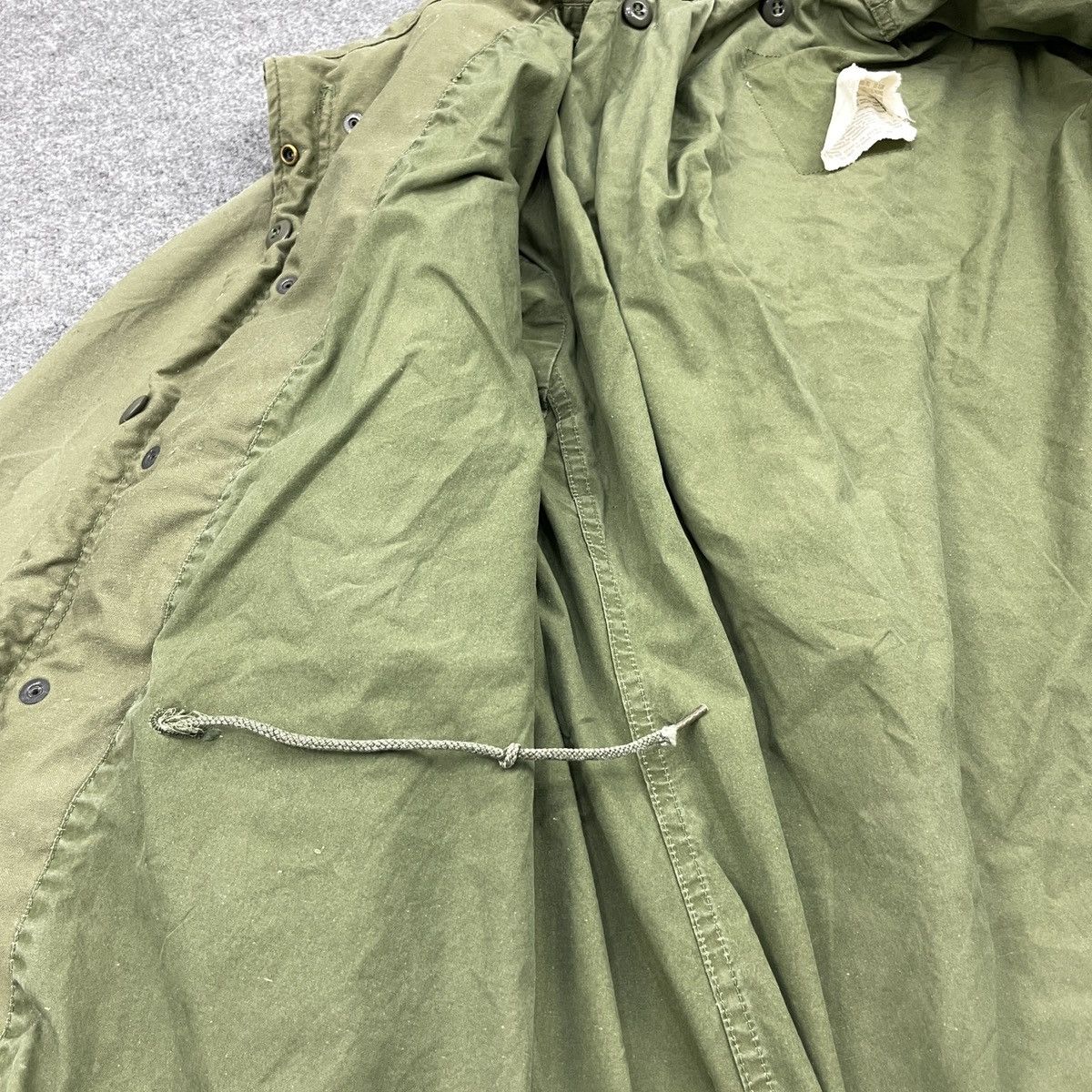 Vintage Vintage Distressed Military Jacket Size US M / EU 48-50 / 2 - 13 Thumbnail