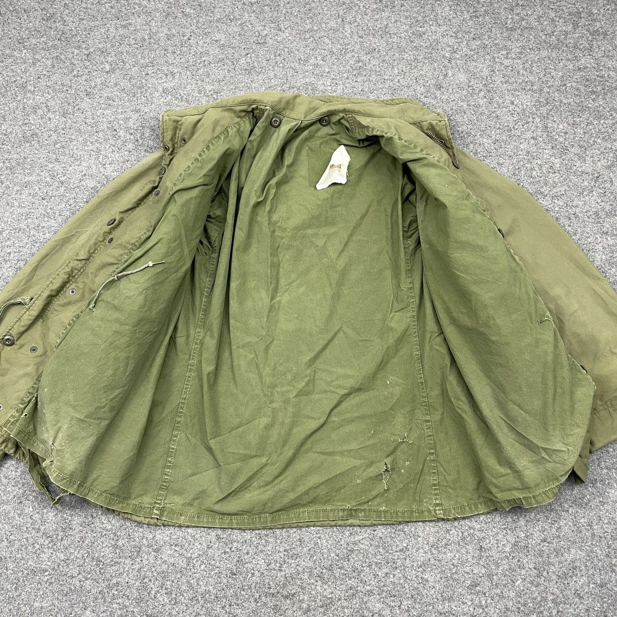 Vintage Vintage Distressed Military Jacket Size US M / EU 48-50 / 2 - 8 Thumbnail