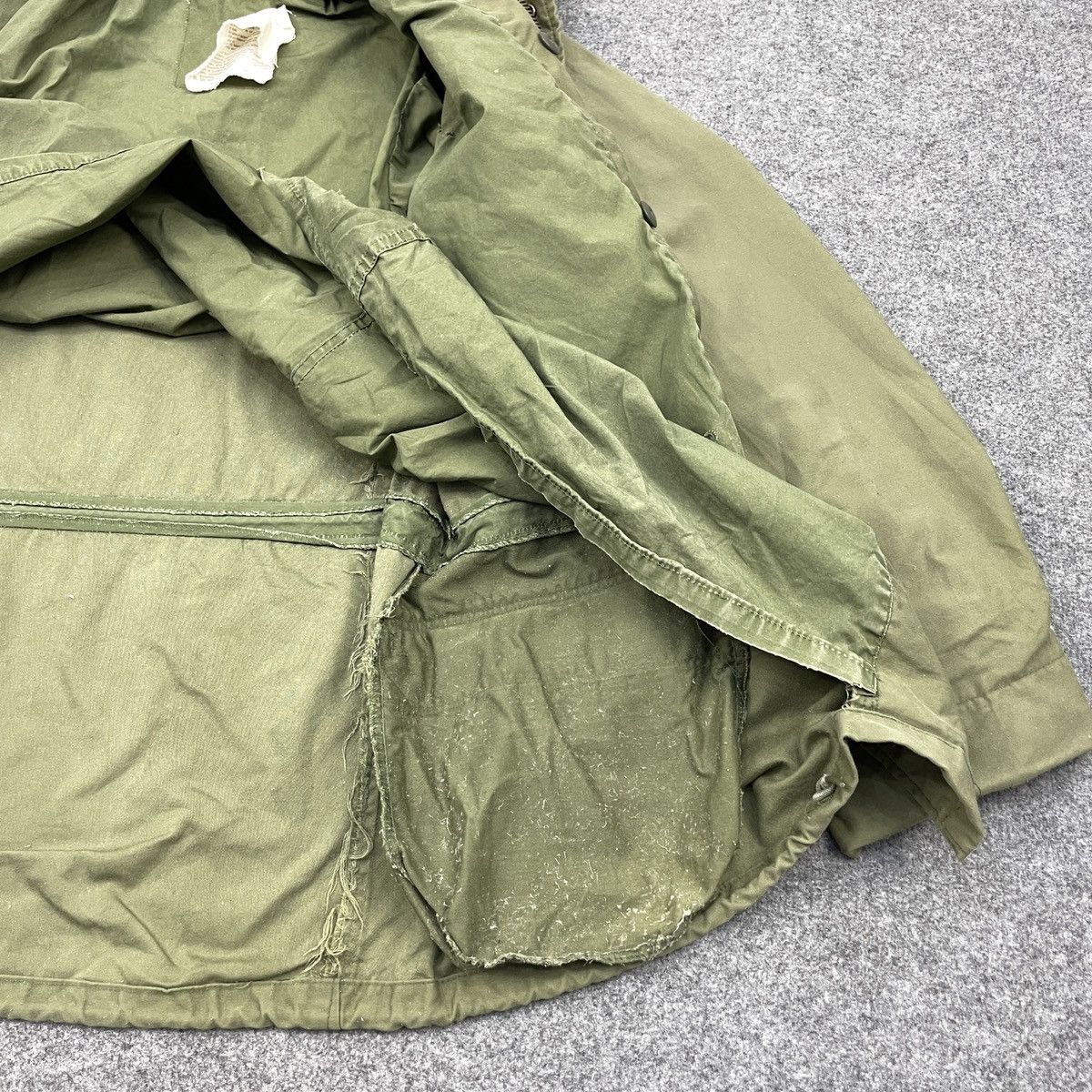Vintage Vintage Distressed Military Jacket Size US M / EU 48-50 / 2 - 11 Thumbnail
