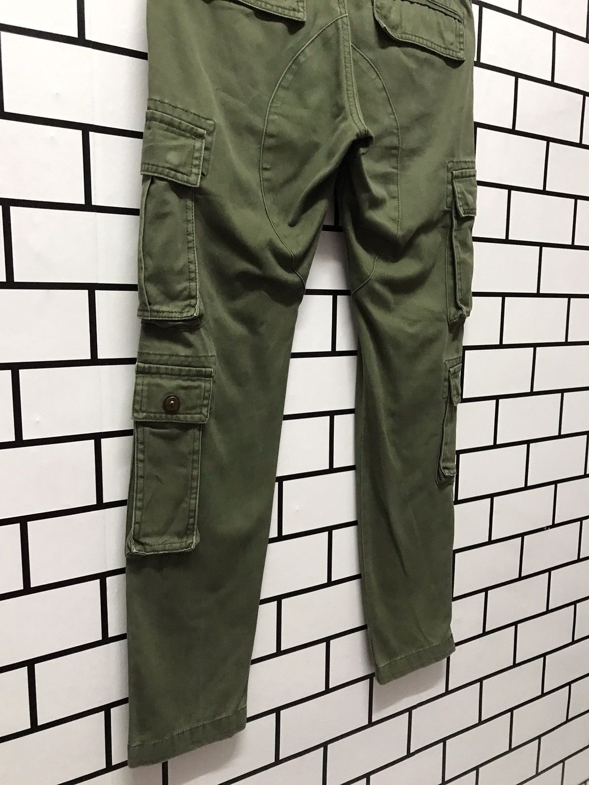 Designer × Japanese Brand Purple & Yellow Japan Cargo Multi Pocket Pants Size US 30 / EU 46 - 7 Thumbnail