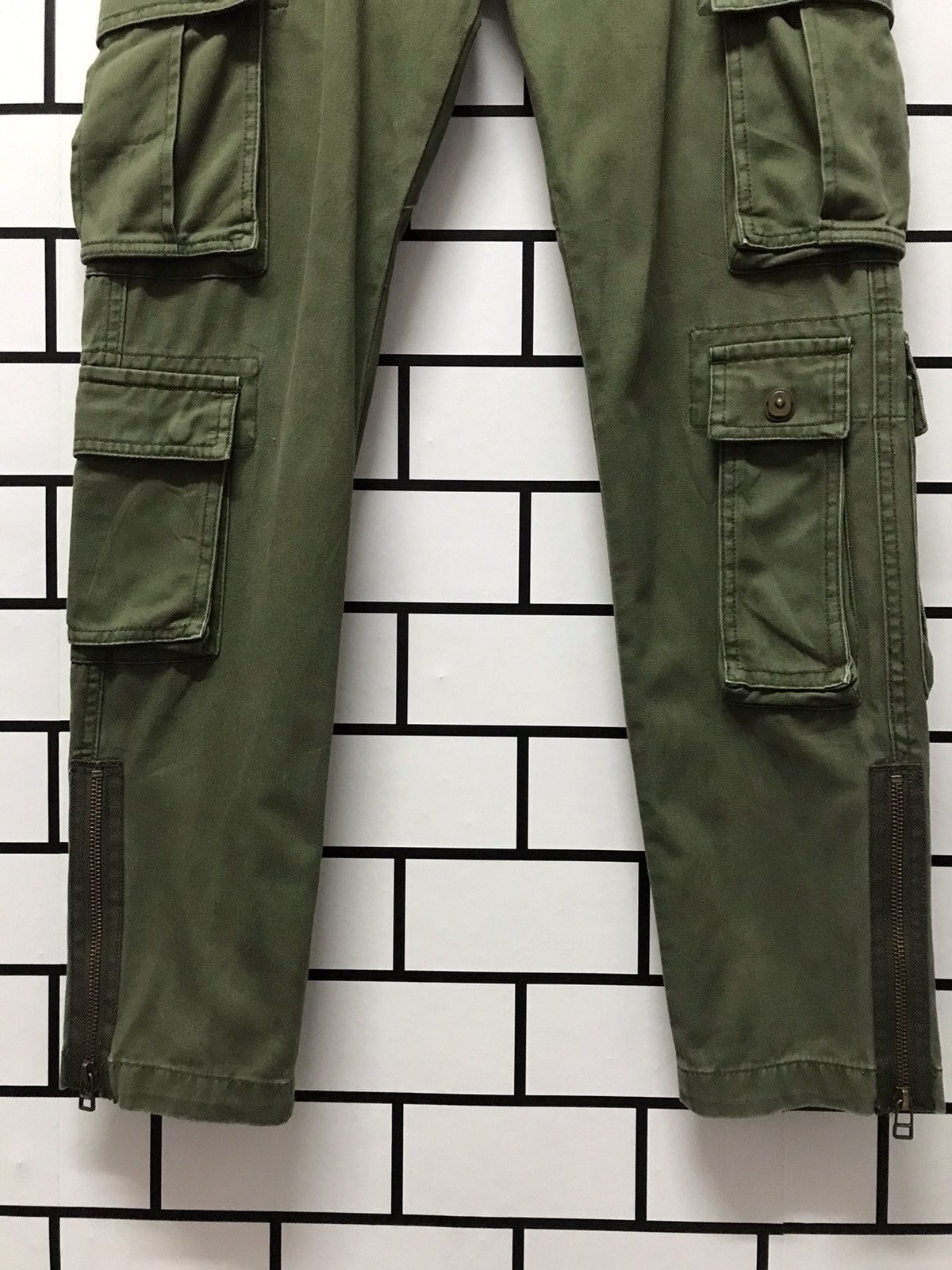 Designer × Japanese Brand Purple & Yellow Japan Cargo Multi Pocket Pants Size US 30 / EU 46 - 3 Thumbnail