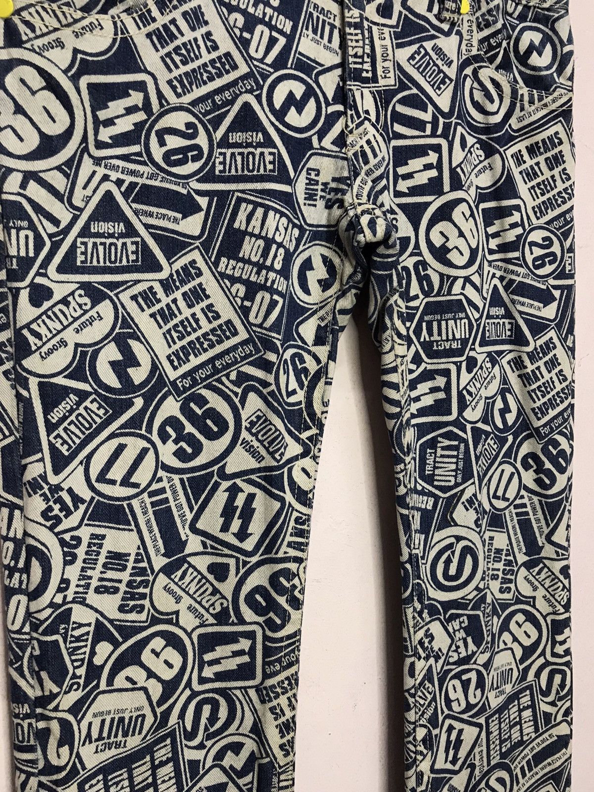 Japanese Brand Japanese Brand TVS Pop Art printed skinny denim pants Size US 30 / EU 46 - 3 Thumbnail