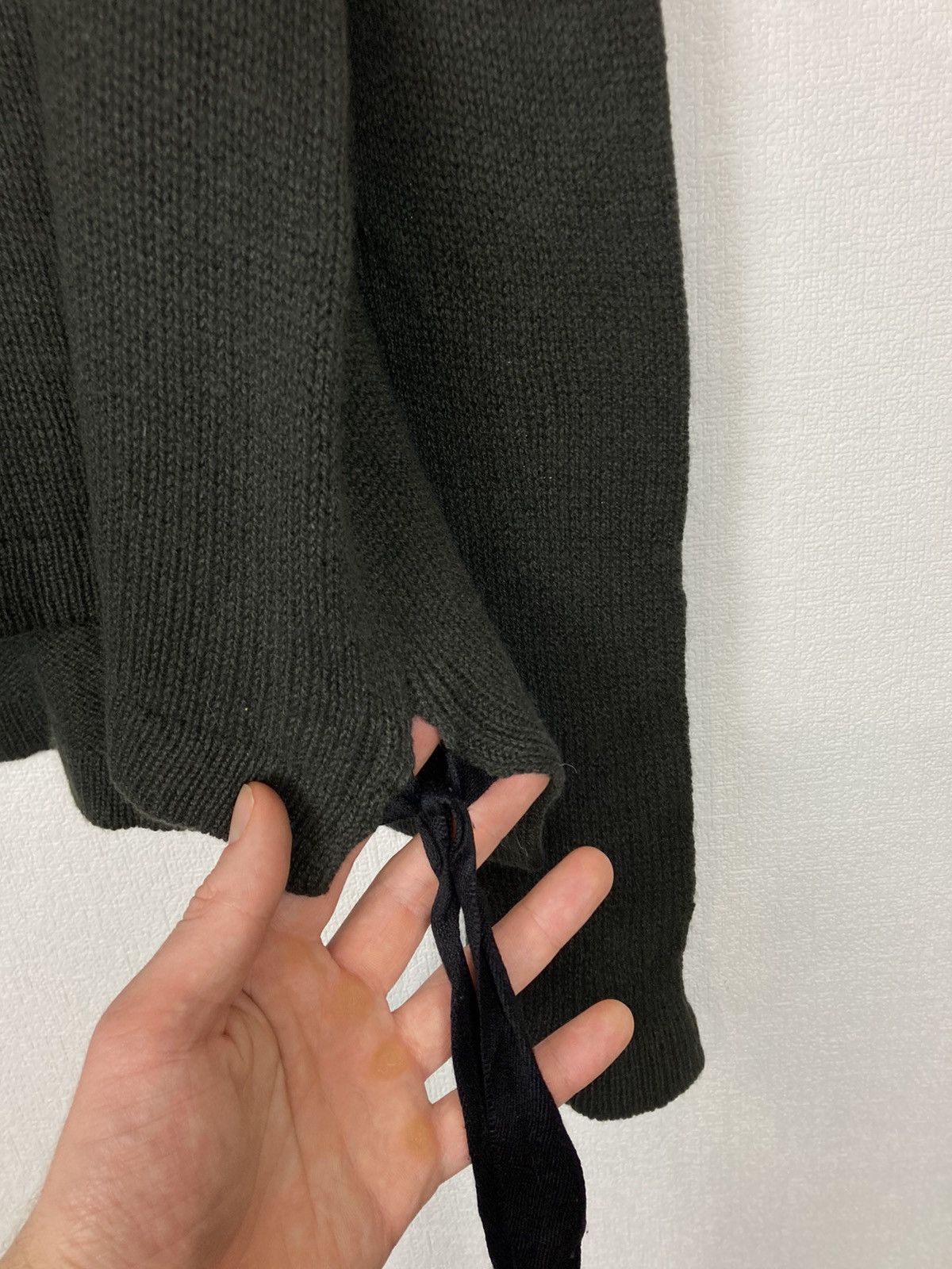 Miu Miu MIU MIU Cashmere strapped oversized cardigan Size US M / EU 48-50 / 2 - 5 Thumbnail