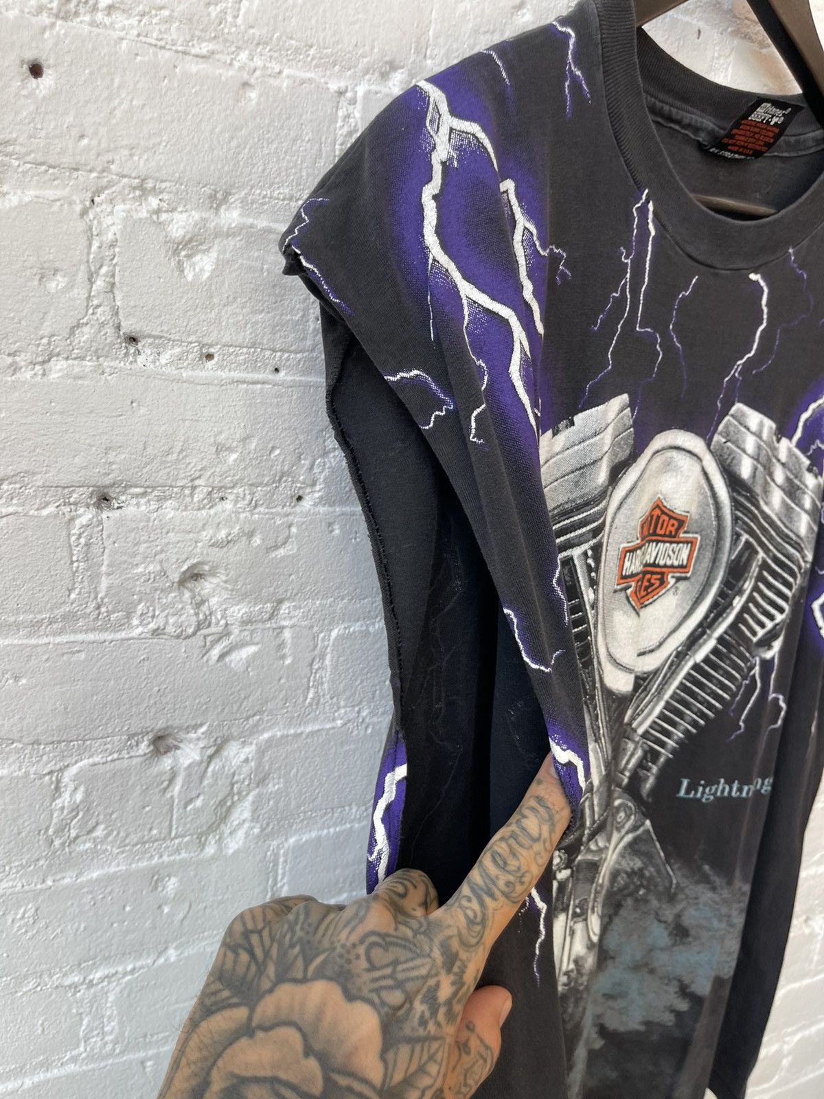 Harley Davidson × Vintage Vintage THRASHED HARLEY THUNDER LIGHTNING TANK TOP SHIRT XL Size US XL / EU 56 / 4 - 2 Thumbnail