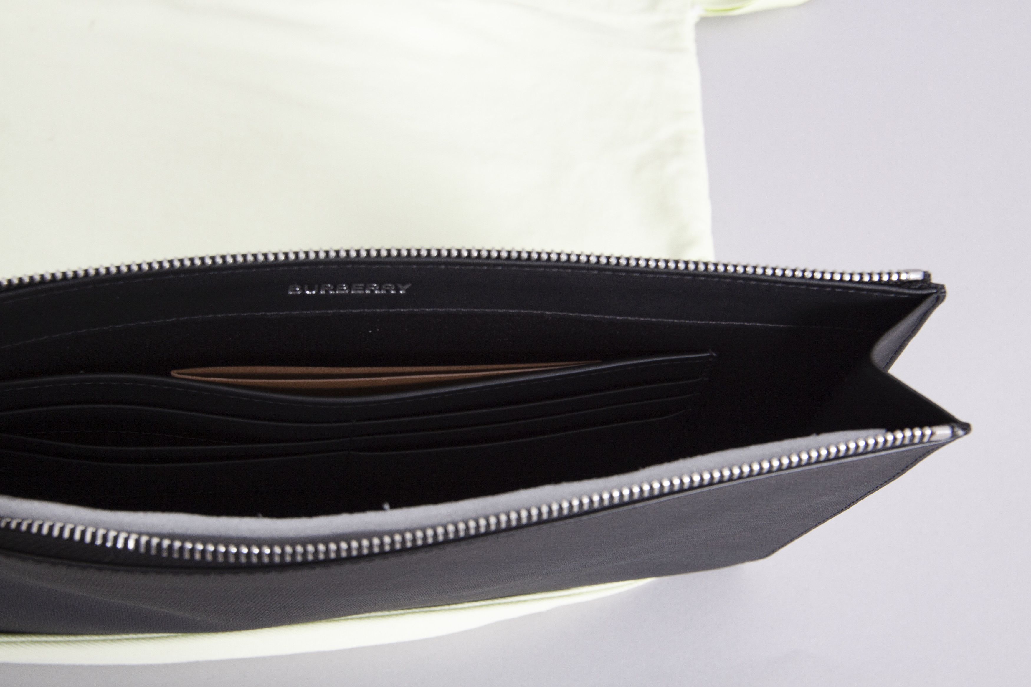 Burberry × Burberry Prorsum Burberry Clutch Edin London Pouch Check Wallet Bag Size ONE SIZE - 11 Thumbnail