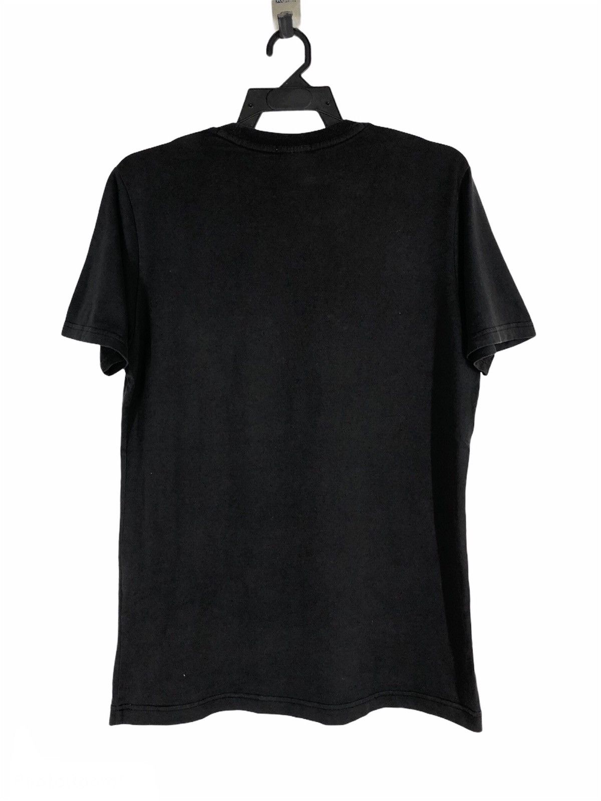 Anime × Japanese Brand × Uniqlo Gundam Uniqlo T Shirt Size US L / EU 52-54 / 3 - 4 Thumbnail