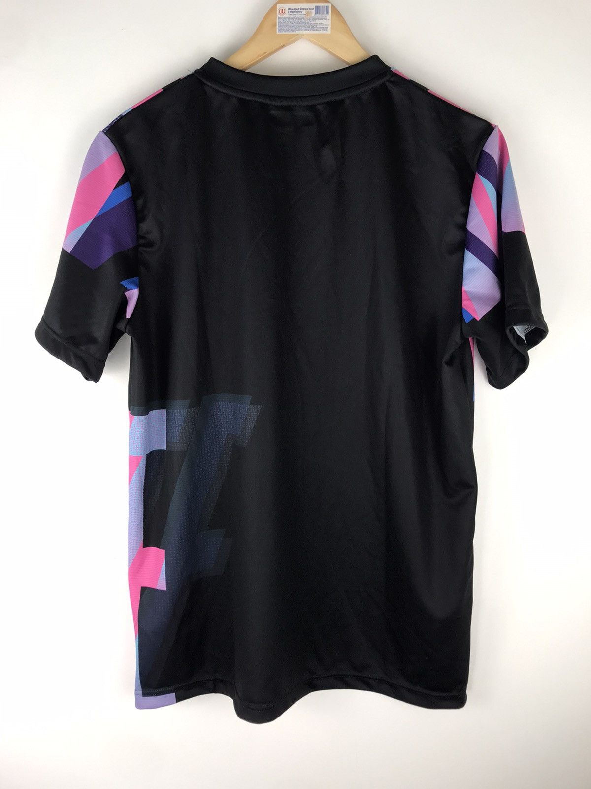 Other BT HOPE UNITED FOOTBALL JERSEY,MENS SIZE L Size US L / EU 52-54 / 3 - 2 Thumbnail
