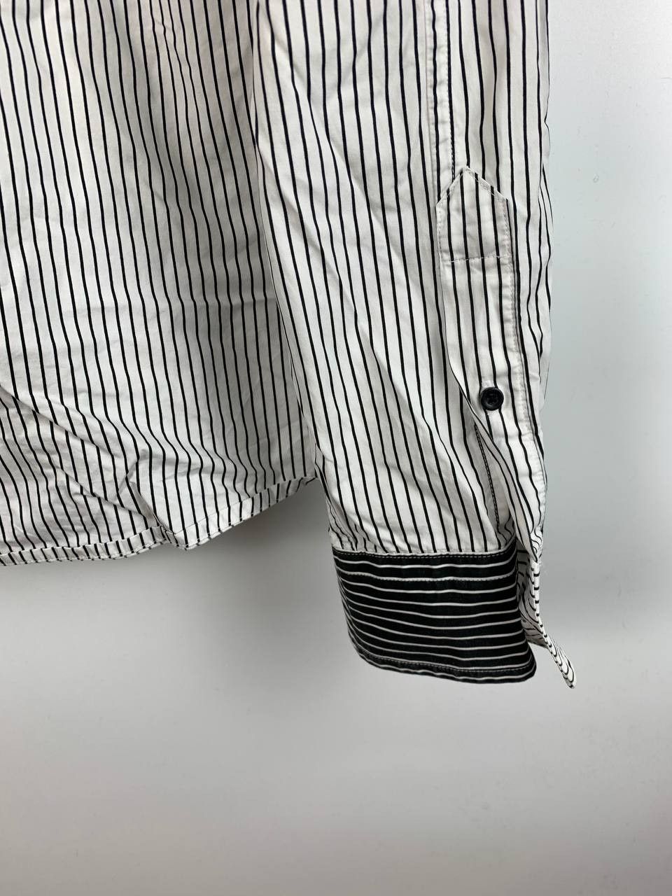 Armani Exchange Armani Exchange shirt button ups striped XL Size US XL / EU 56 / 4 - 13 Thumbnail