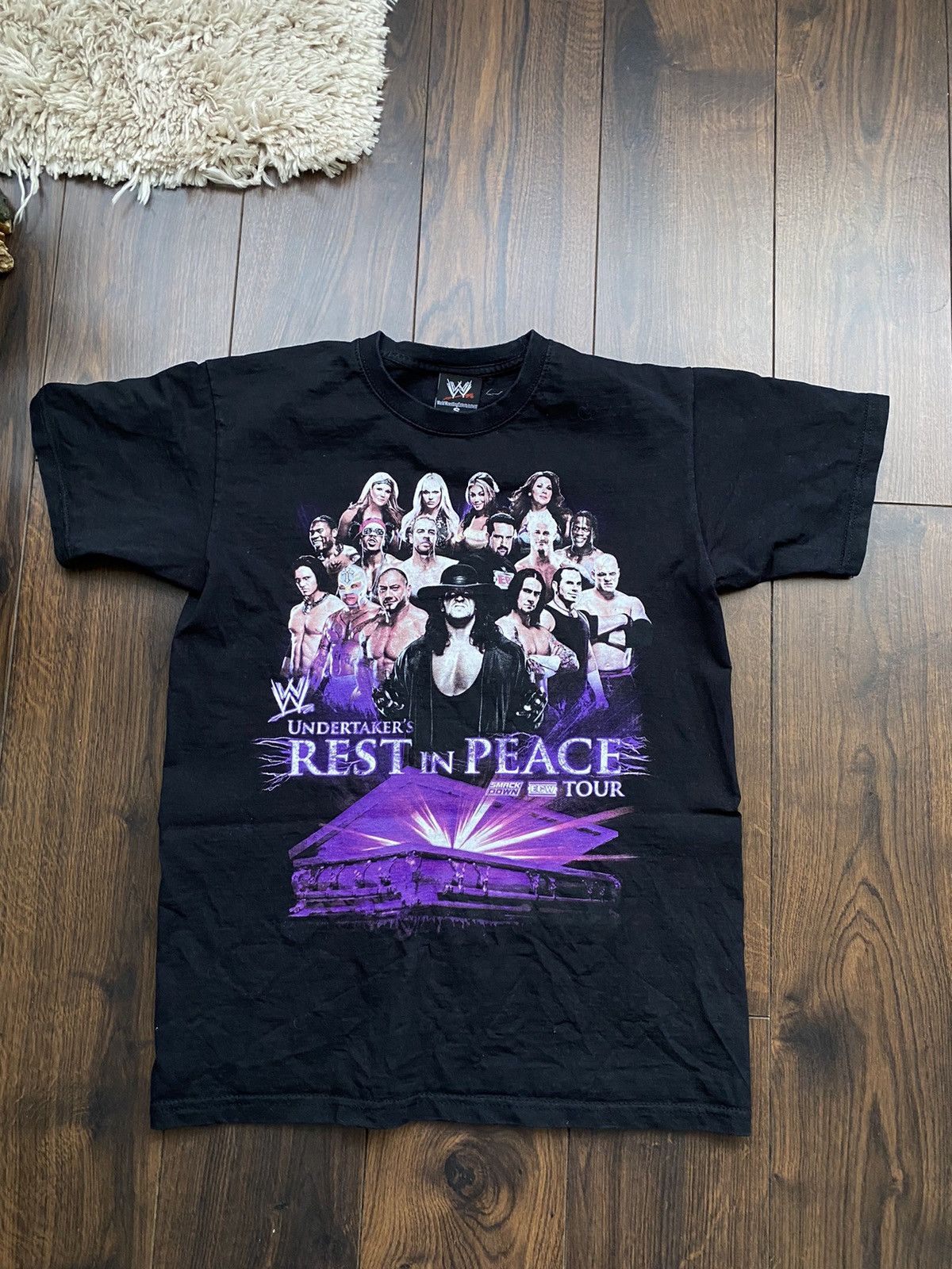 WWE Undertakers Rest In Peace 2009 vintage WWE tour tee Size US S / EU 44-46 / 1 - 2 Thumbnail