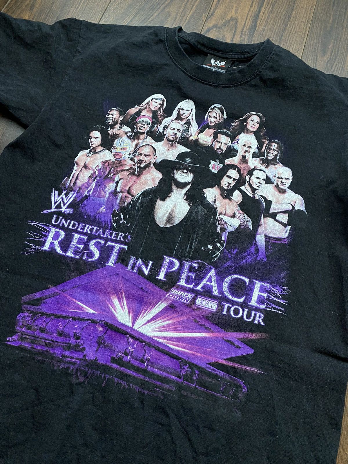 WWE Undertakers Rest In Peace 2009 vintage WWE tour tee Size US S / EU 44-46 / 1 - 3 Thumbnail