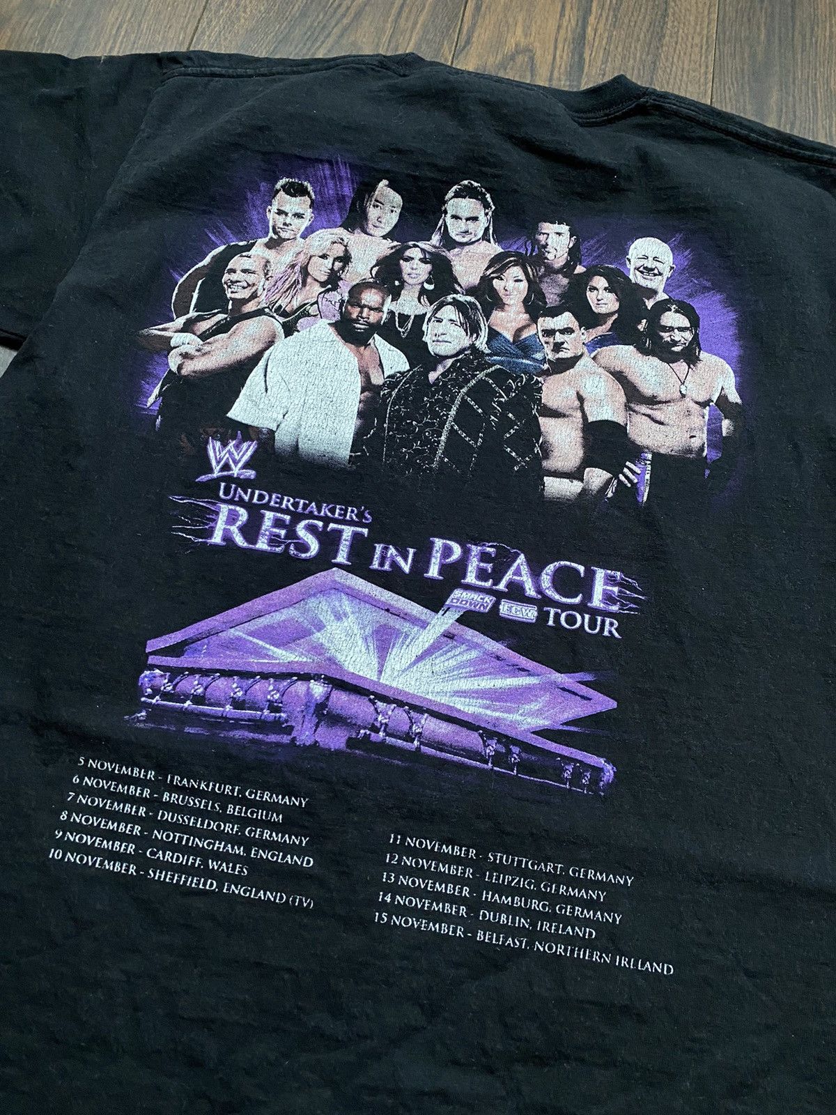 WWE Undertakers Rest In Peace 2009 vintage WWE tour tee Size US S / EU 44-46 / 1 - 5 Thumbnail