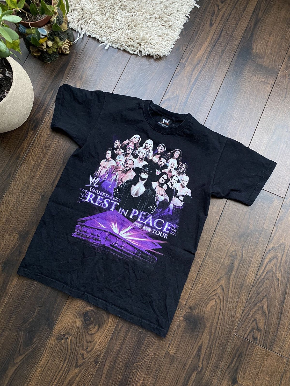 WWE Undertakers Rest In Peace 2009 vintage WWE tour tee Size US S / EU 44-46 / 1 - 1 Thumbnail