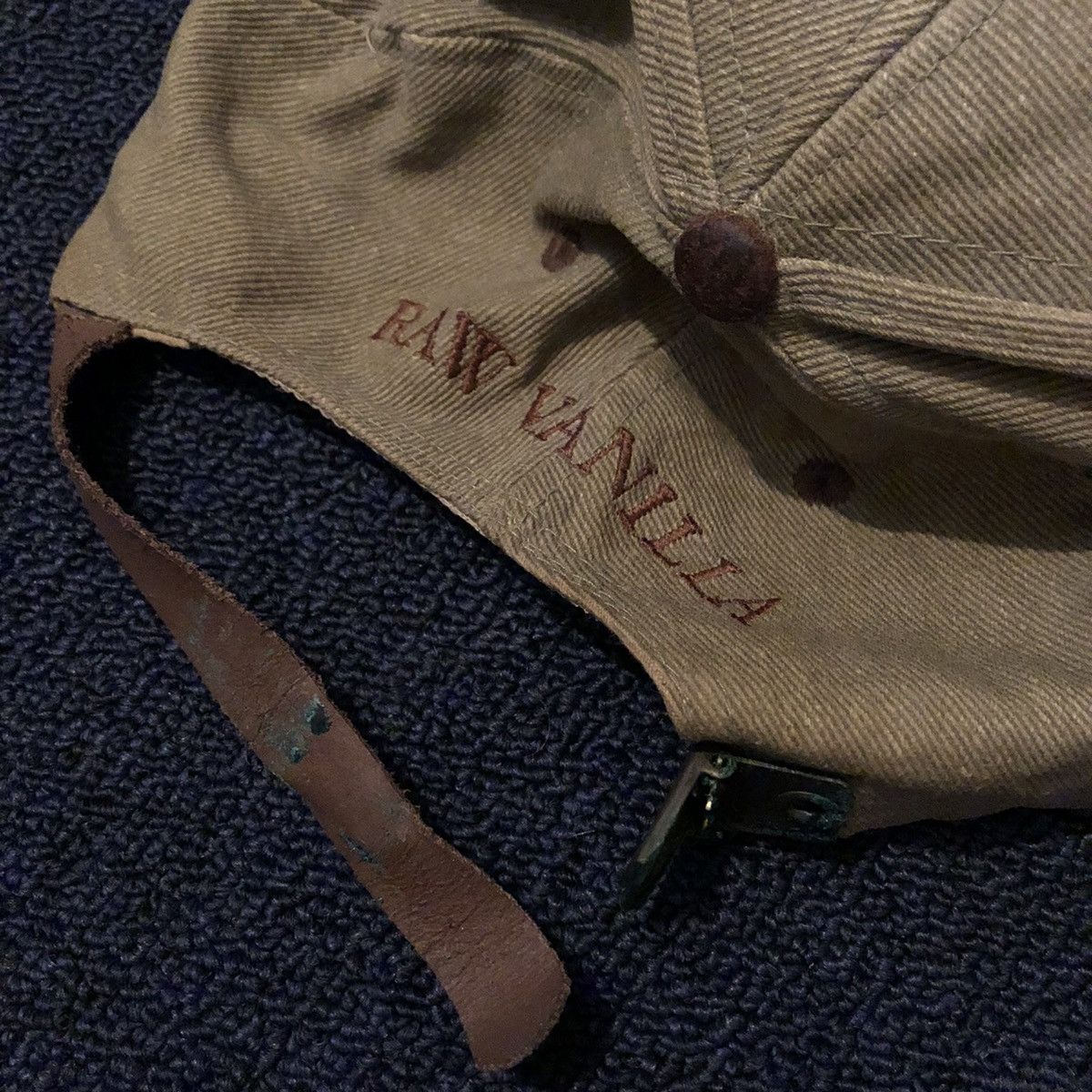 Vintage Vintage 90s Raw Vanilla Coty Cologne Leather Adjustable Hat Size ONE SIZE - 4 Thumbnail
