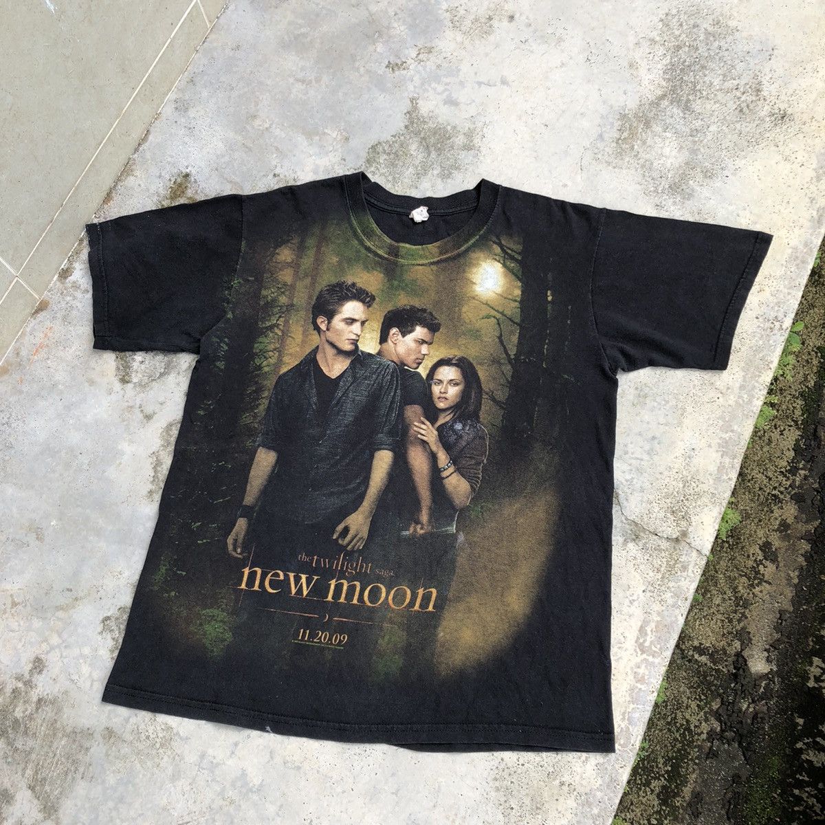 Vintage Vintage Y2K The Twilight Saga Movie T Shirt Size US M / EU 48-50 / 2 - 1 Thumbnail