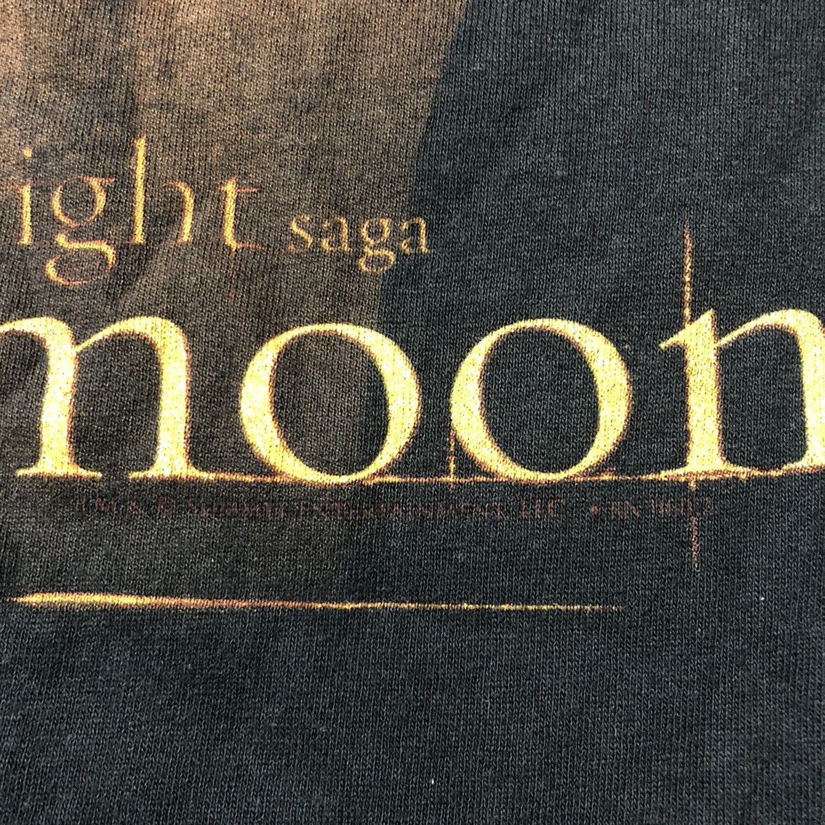 Vintage Vintage Y2K Twilight New Moon T Shirt Size US M / EU 48-50 / 2 - 6 Thumbnail