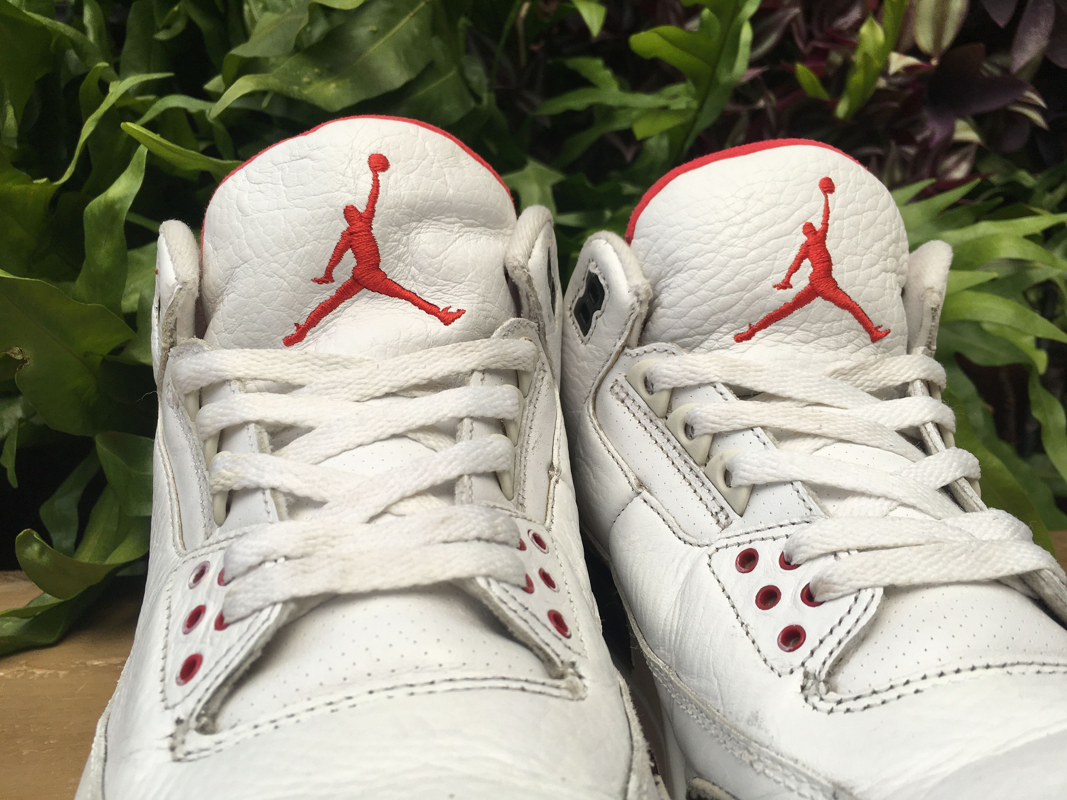 Jordan Brand × Nike 🔥 Nike Air Jordan 3 Retro White Cement 2011 Size US 10 / EU 43 - 11 Thumbnail