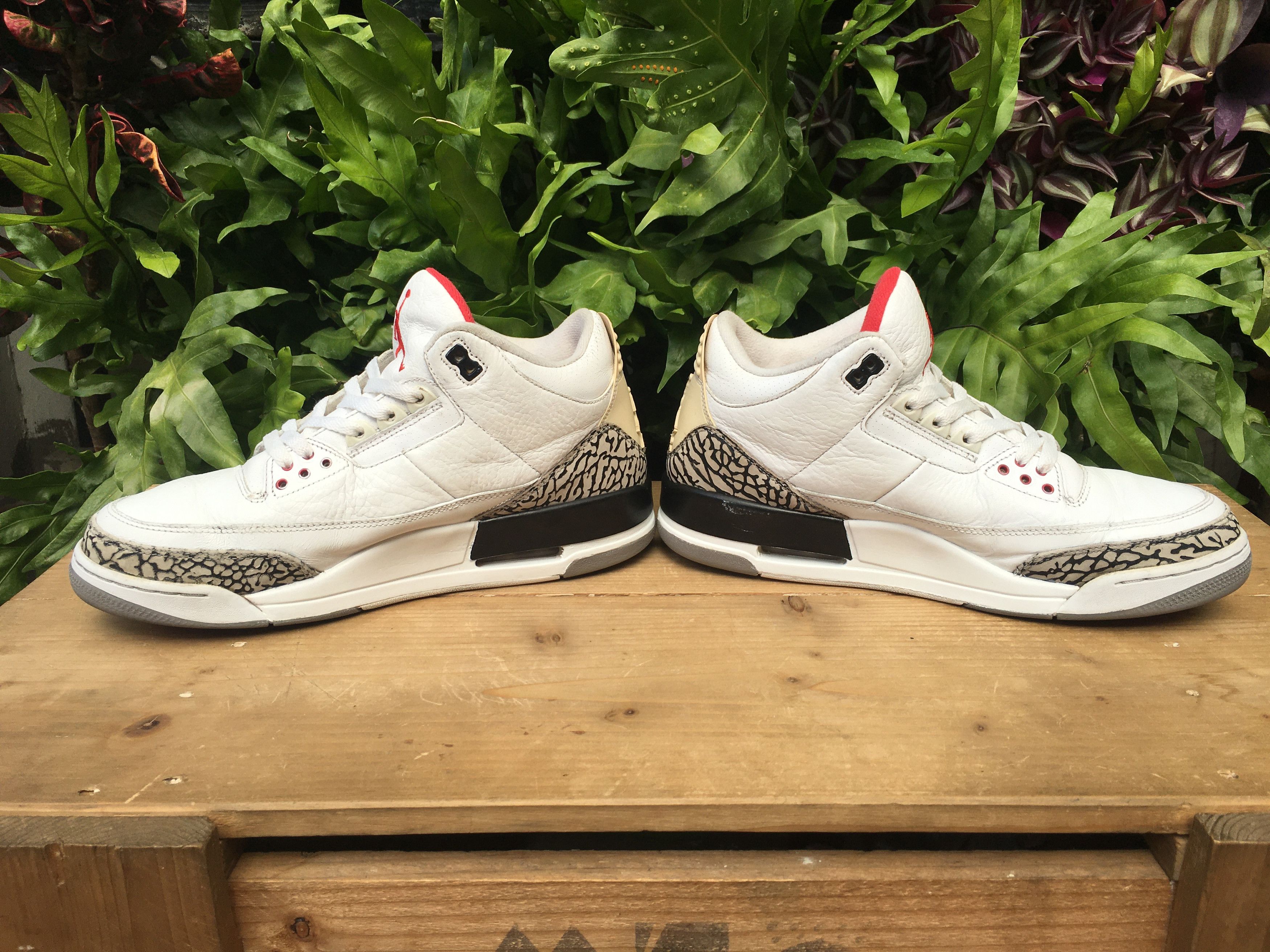 Jordan Brand × Nike 🔥 Nike Air Jordan 3 Retro White Cement 2011 Size US 10 / EU 43 - 5 Thumbnail