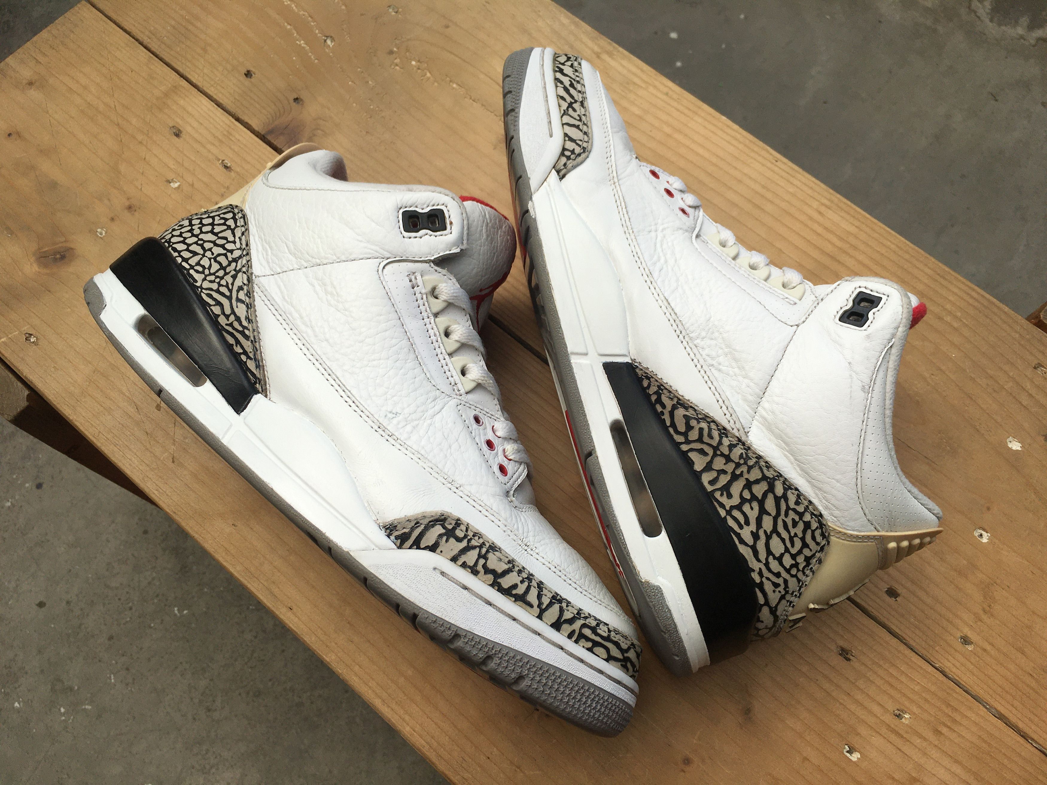 Jordan Brand × Nike 🔥 Nike Air Jordan 3 Retro White Cement 2011 Size US 10 / EU 43 - 18 Thumbnail