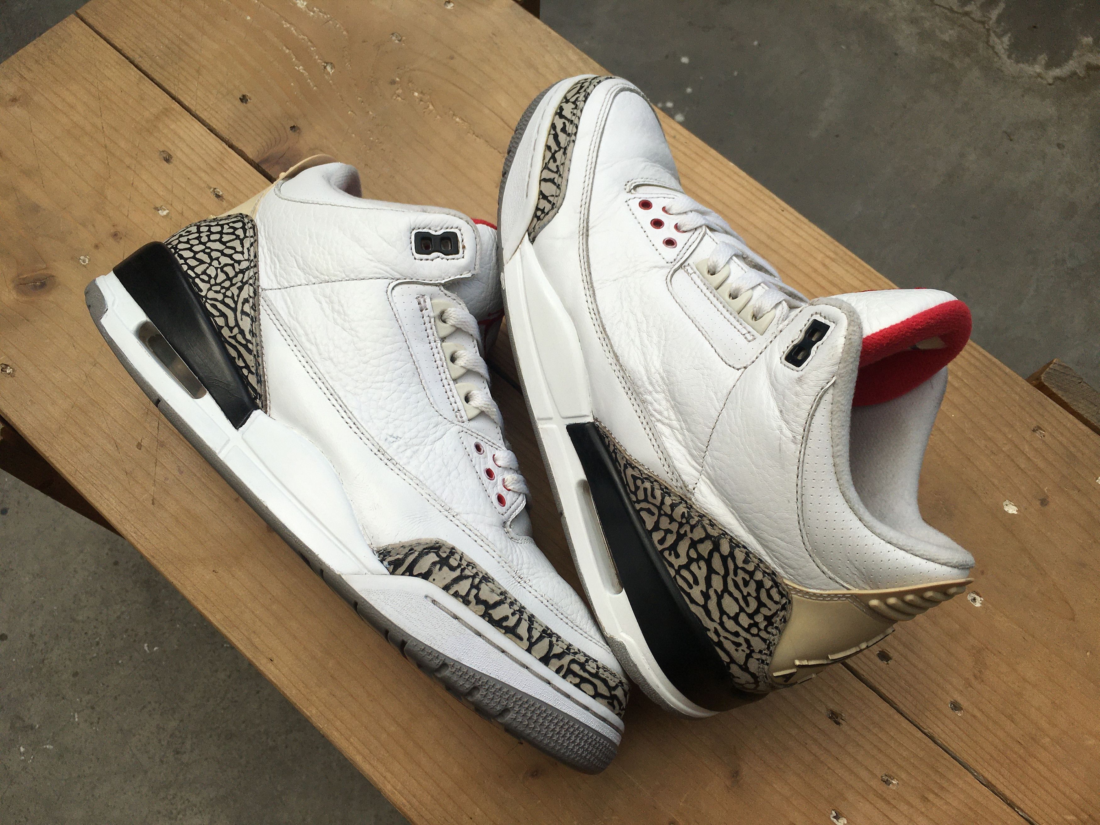 Jordan Brand × Nike 🔥 Nike Air Jordan 3 Retro White Cement 2011 Size US 10 / EU 43 - 19 Thumbnail