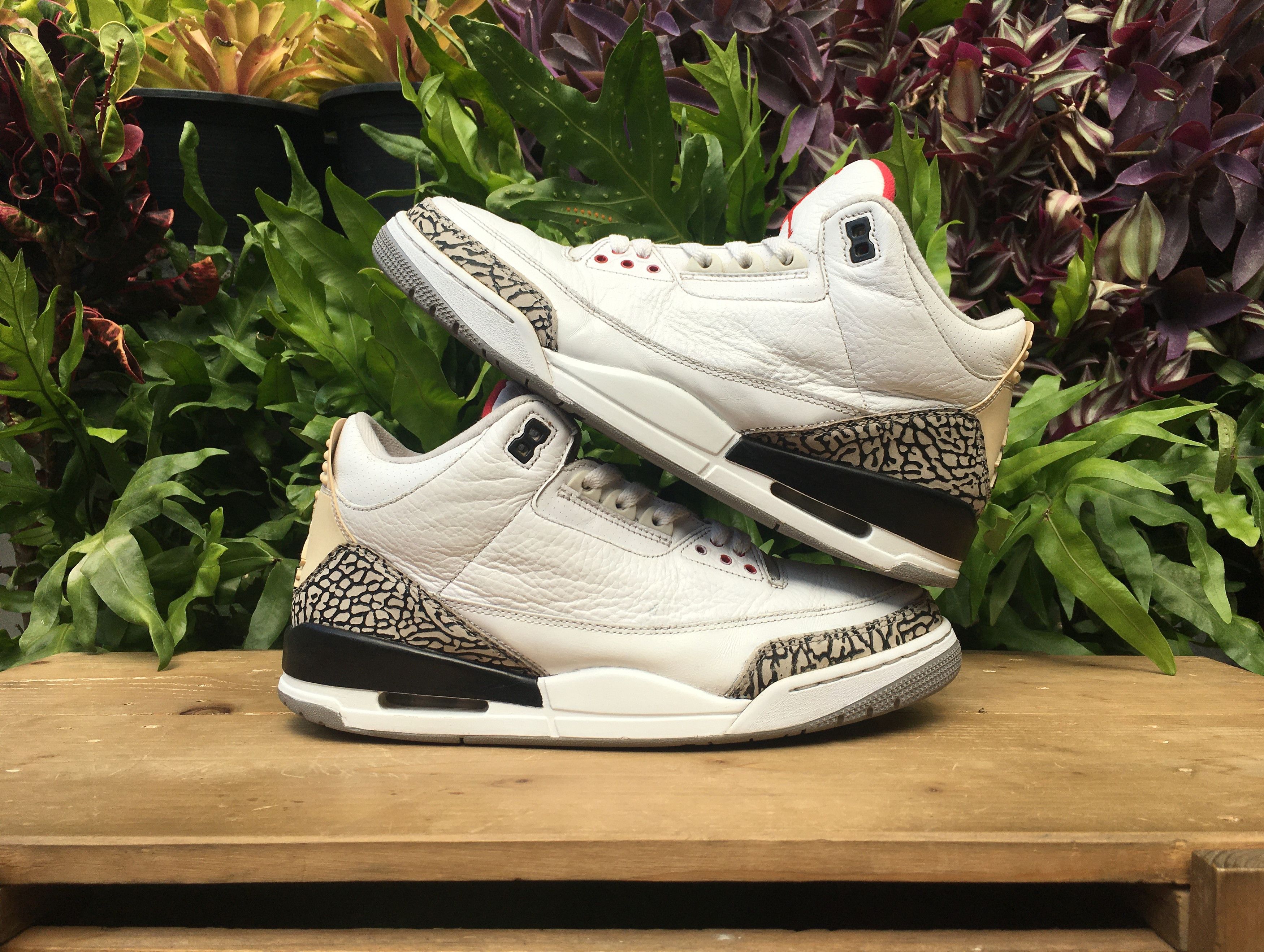 Jordan Brand × Nike 🔥 Nike Air Jordan 3 Retro White Cement 2011 Size US 10 / EU 43 - 3 Thumbnail
