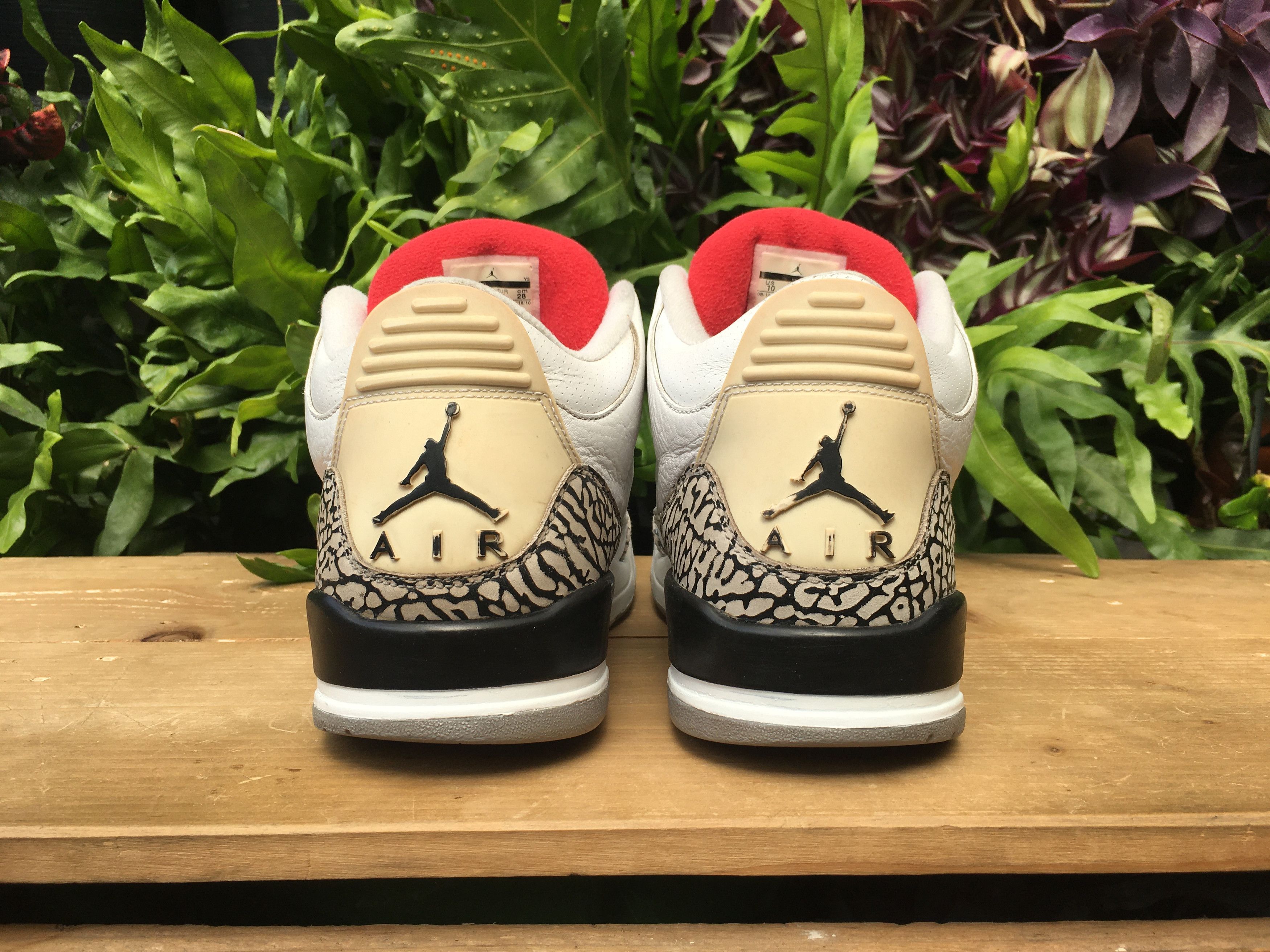 Jordan Brand × Nike 🔥 Nike Air Jordan 3 Retro White Cement 2011 Size US 10 / EU 43 - 14 Thumbnail