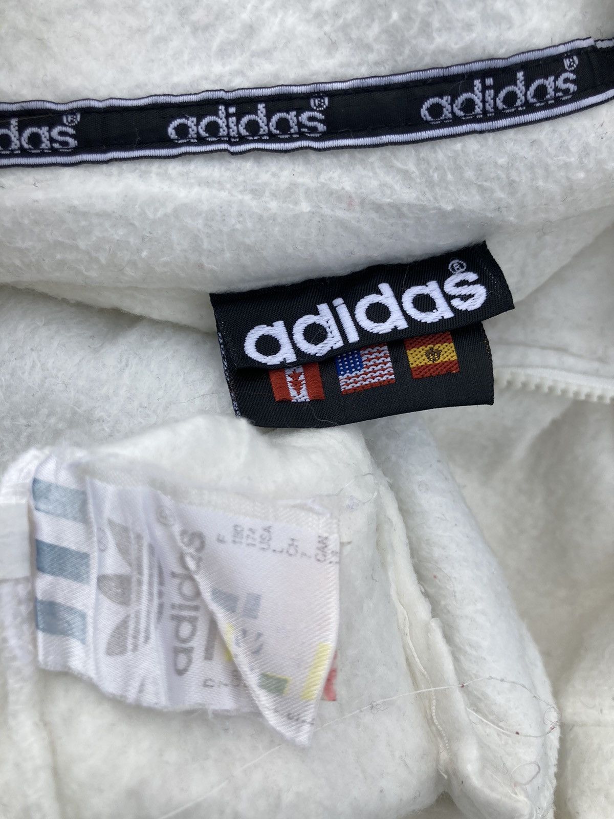 Adidas VINTAGE ADIDAS BIG LOGO Size US L / EU 52-54 / 3 - 8 Thumbnail