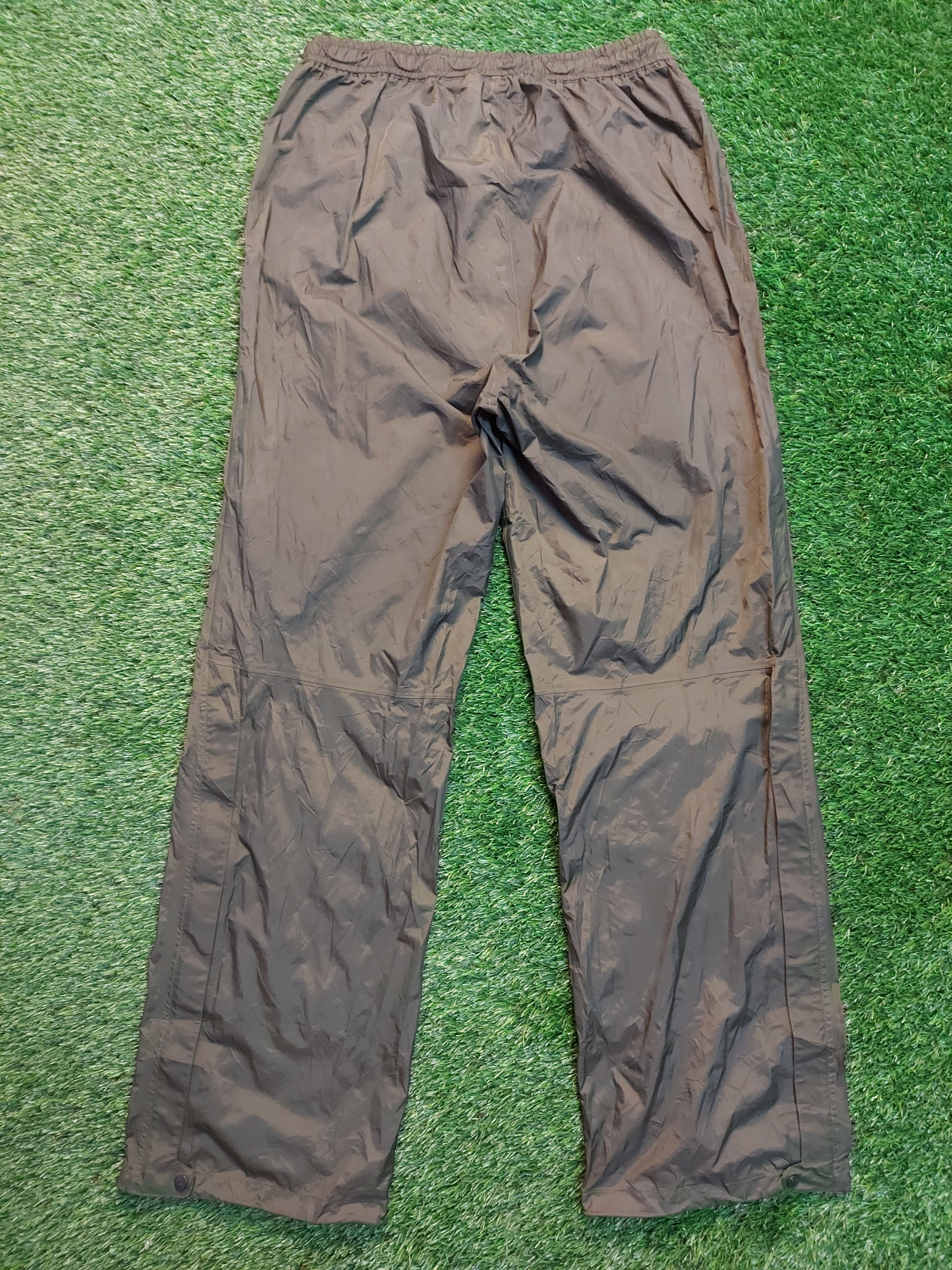 The North Face (J239) TNF - track pant Size US 31 - 11 Thumbnail