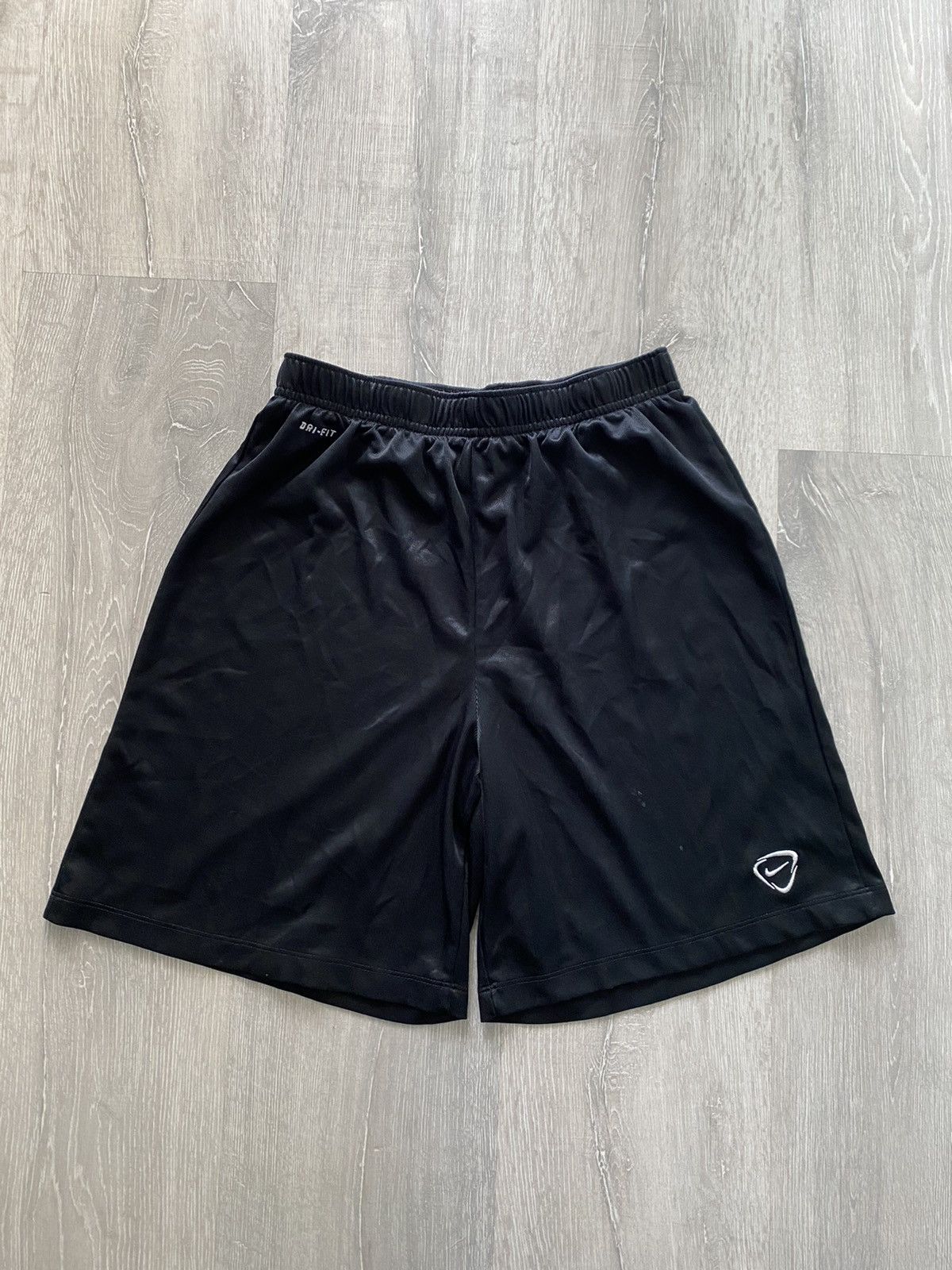 Nike × Vintage Nike vintage black shorts small swoosh logo Size US 30 / EU 46 - 1 Thumbnail