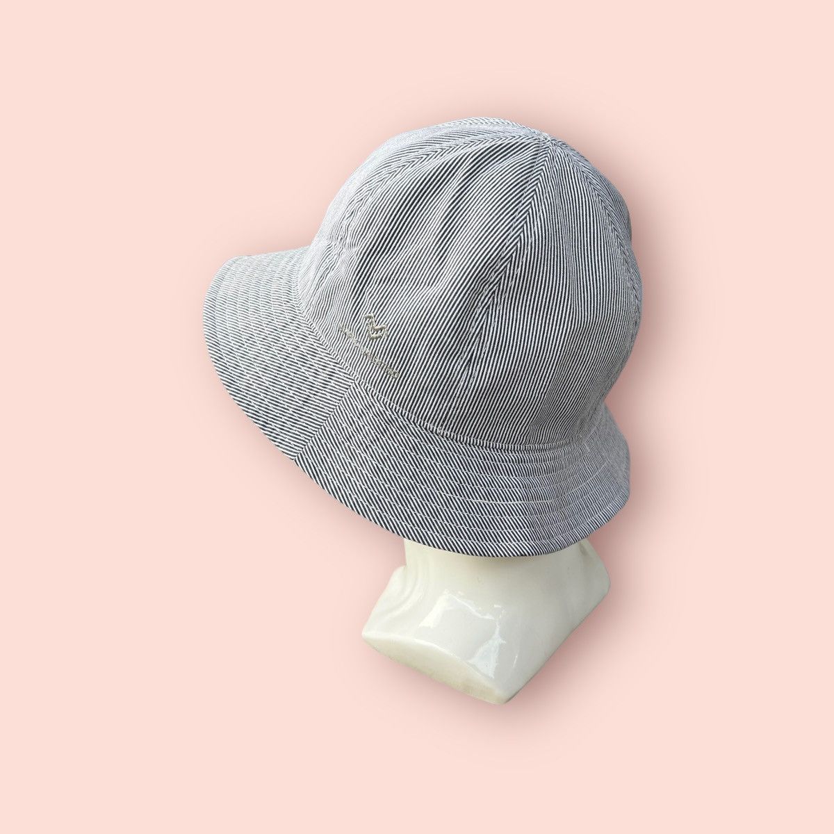 Japanese Brand × Valentino × Vintage VINTAGE MARIO VALENTINO BELL BUCKET HAT Size ONE SIZE - 8 Thumbnail