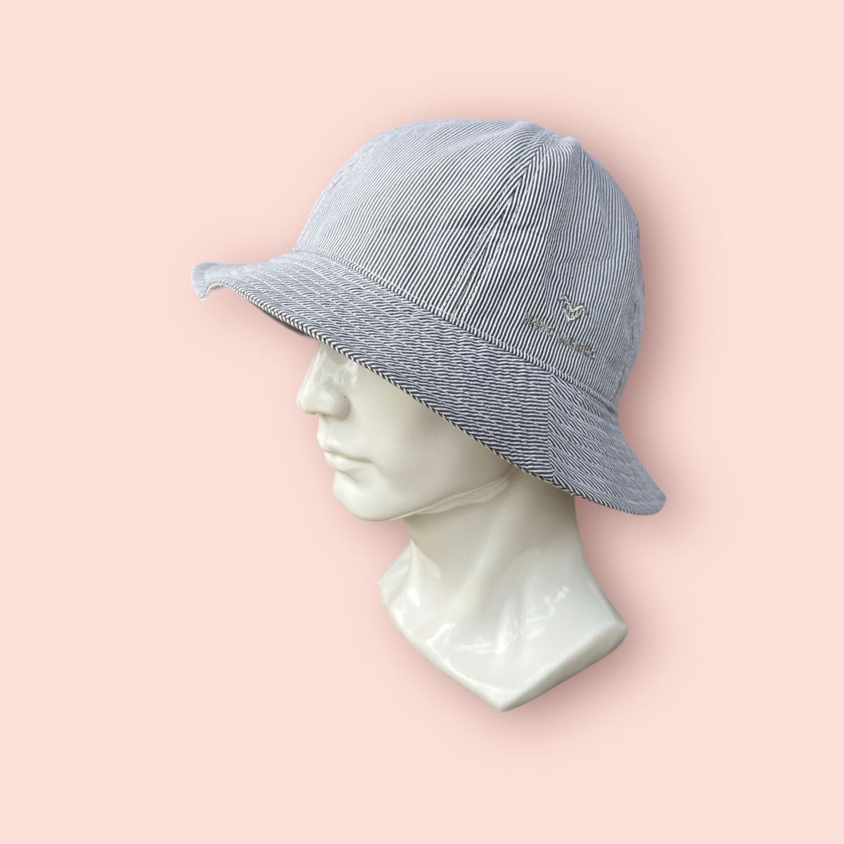 Japanese Brand × Valentino × Vintage VINTAGE MARIO VALENTINO BELL BUCKET HAT Size ONE SIZE - 15 Thumbnail